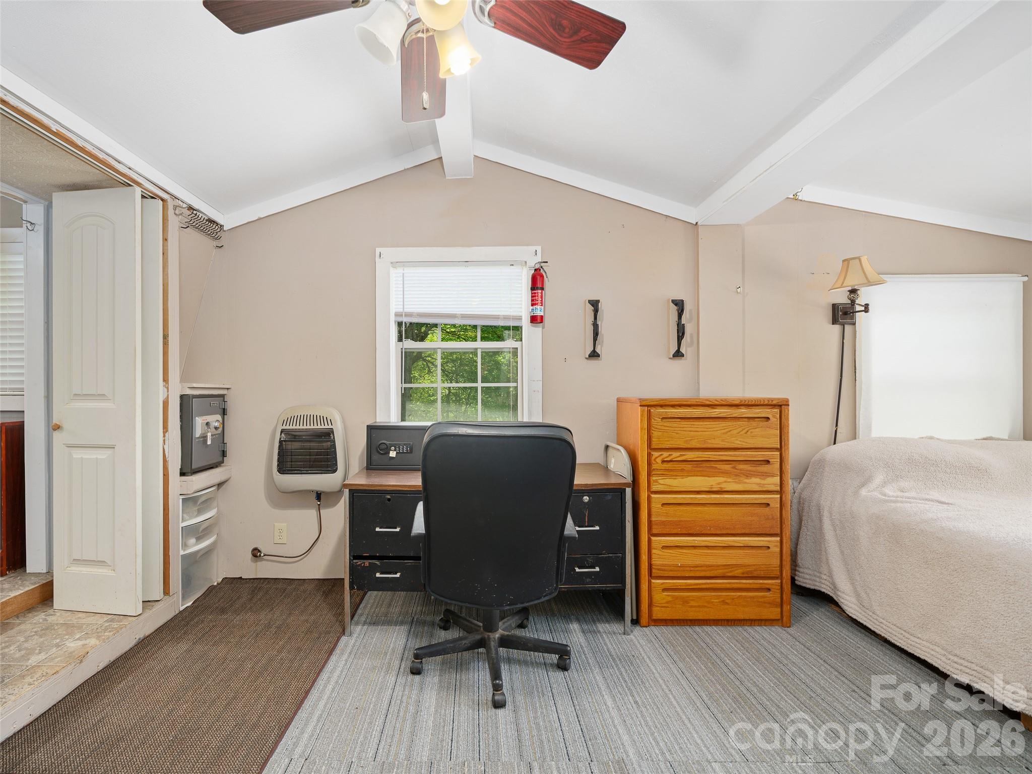 1331 Georges Fork Road — Burnsville