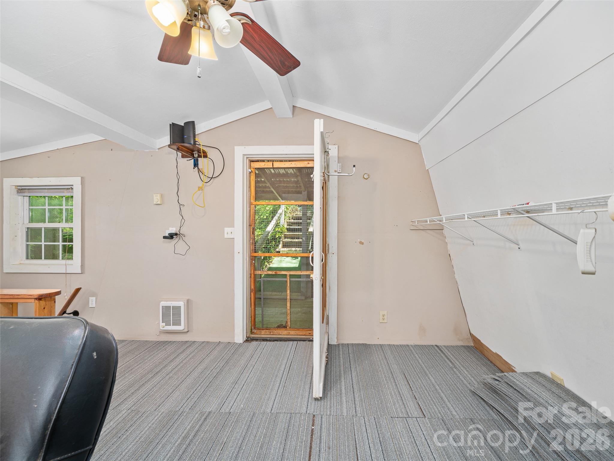 1331 Georges Fork Road — Burnsville
