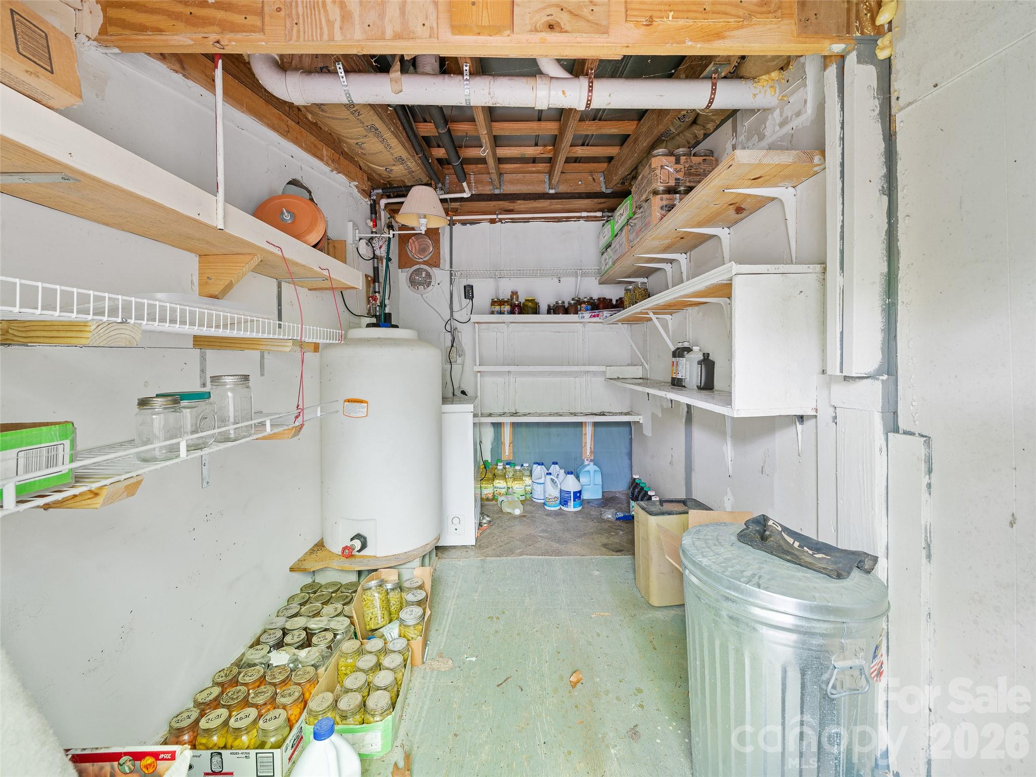 1331 Georges Fork Road — Burnsville