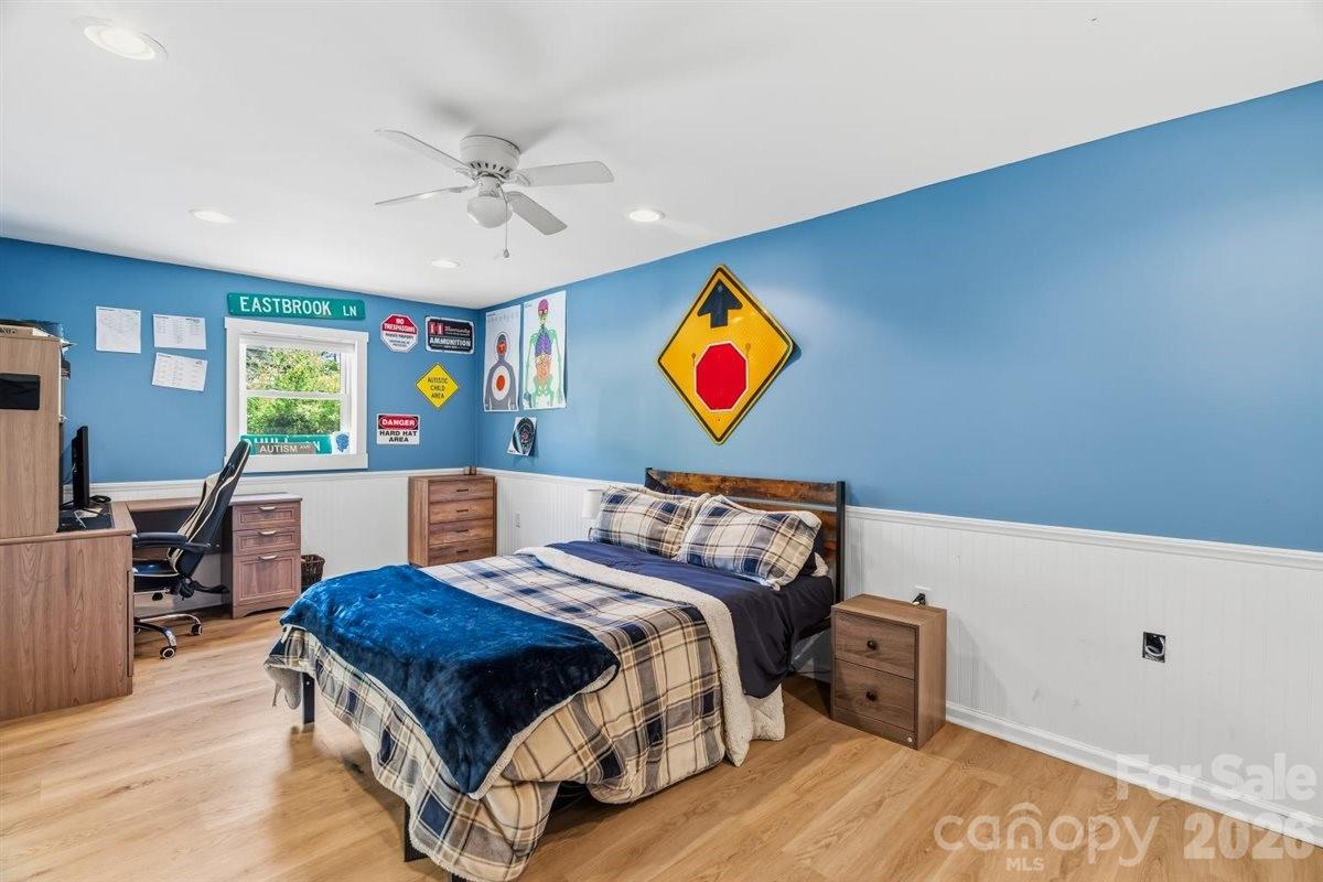 1177 Runway Drive — Hendersonville