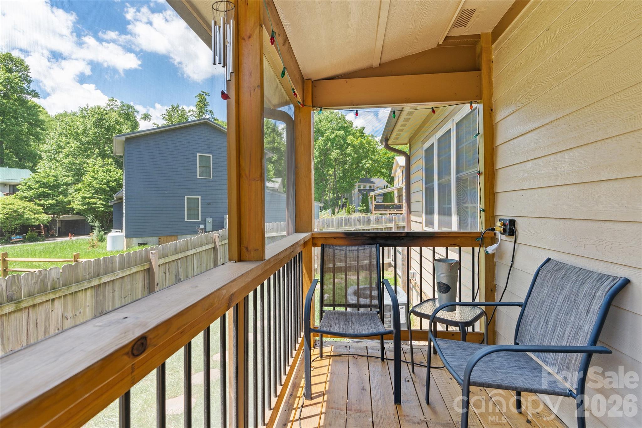 1429 Moody Farm Road — Maggie Valley