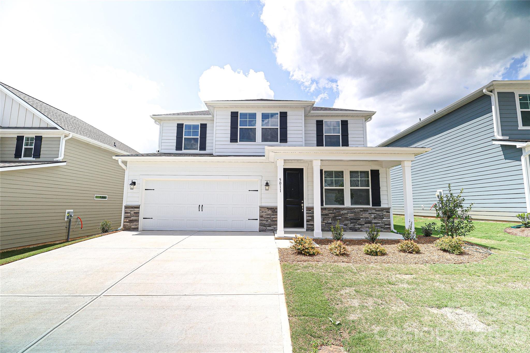 5011 Twin River Drive — Denver