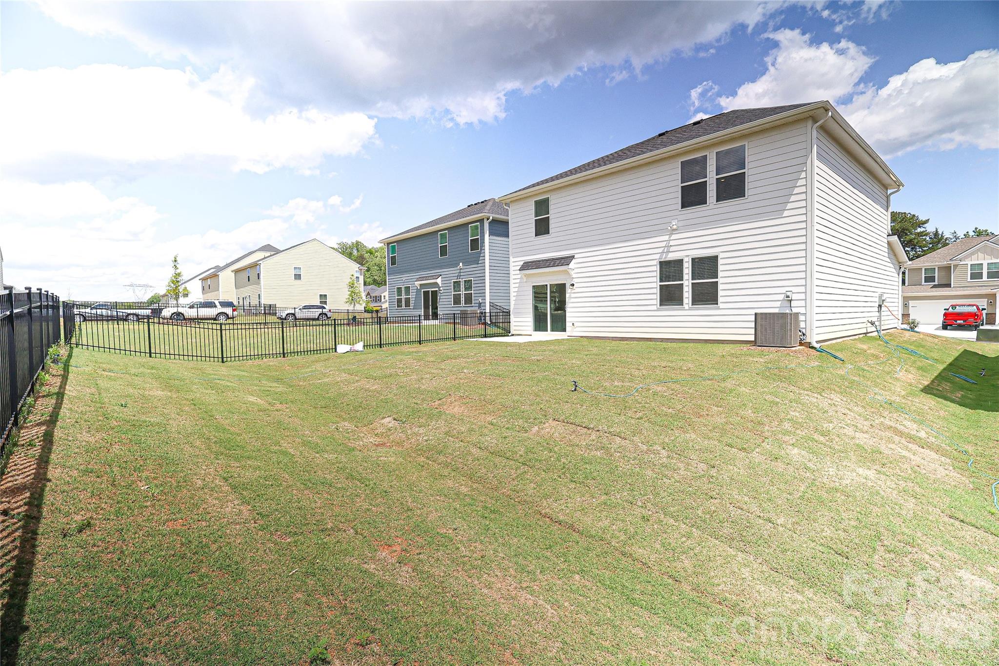 5011 Twin River Drive — Denver