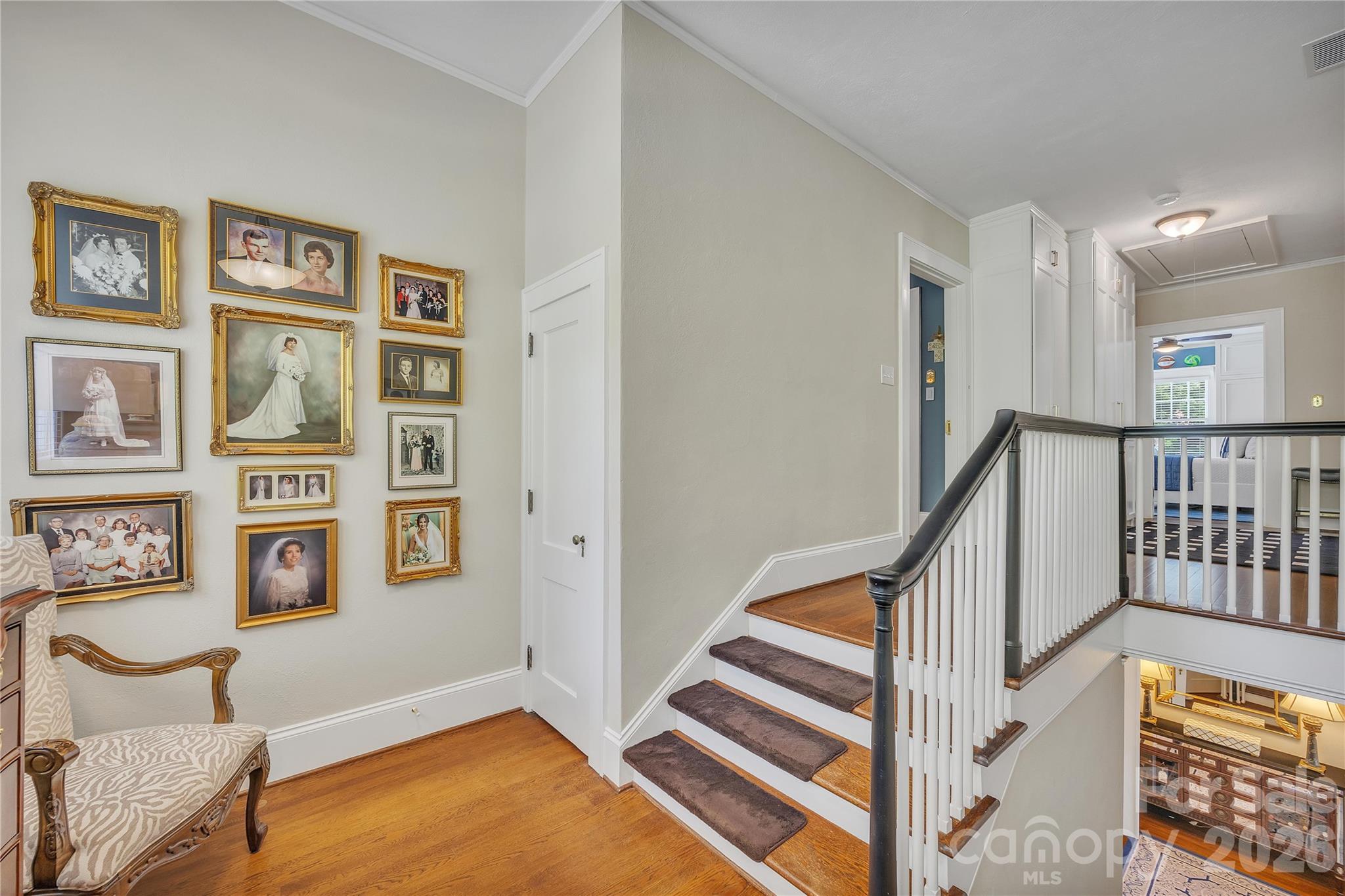 128 W Colonial Drive — Salisbury