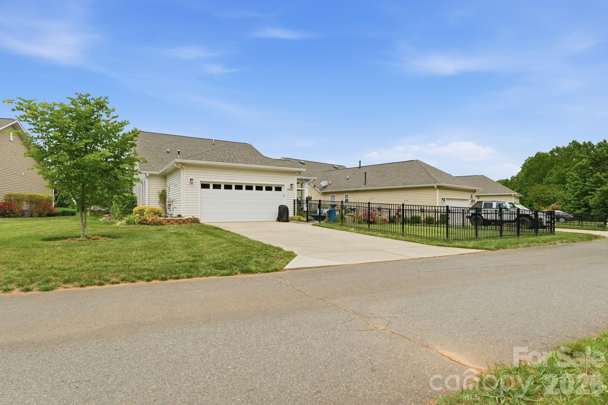 18006 Coulter Parkway — Cornelius