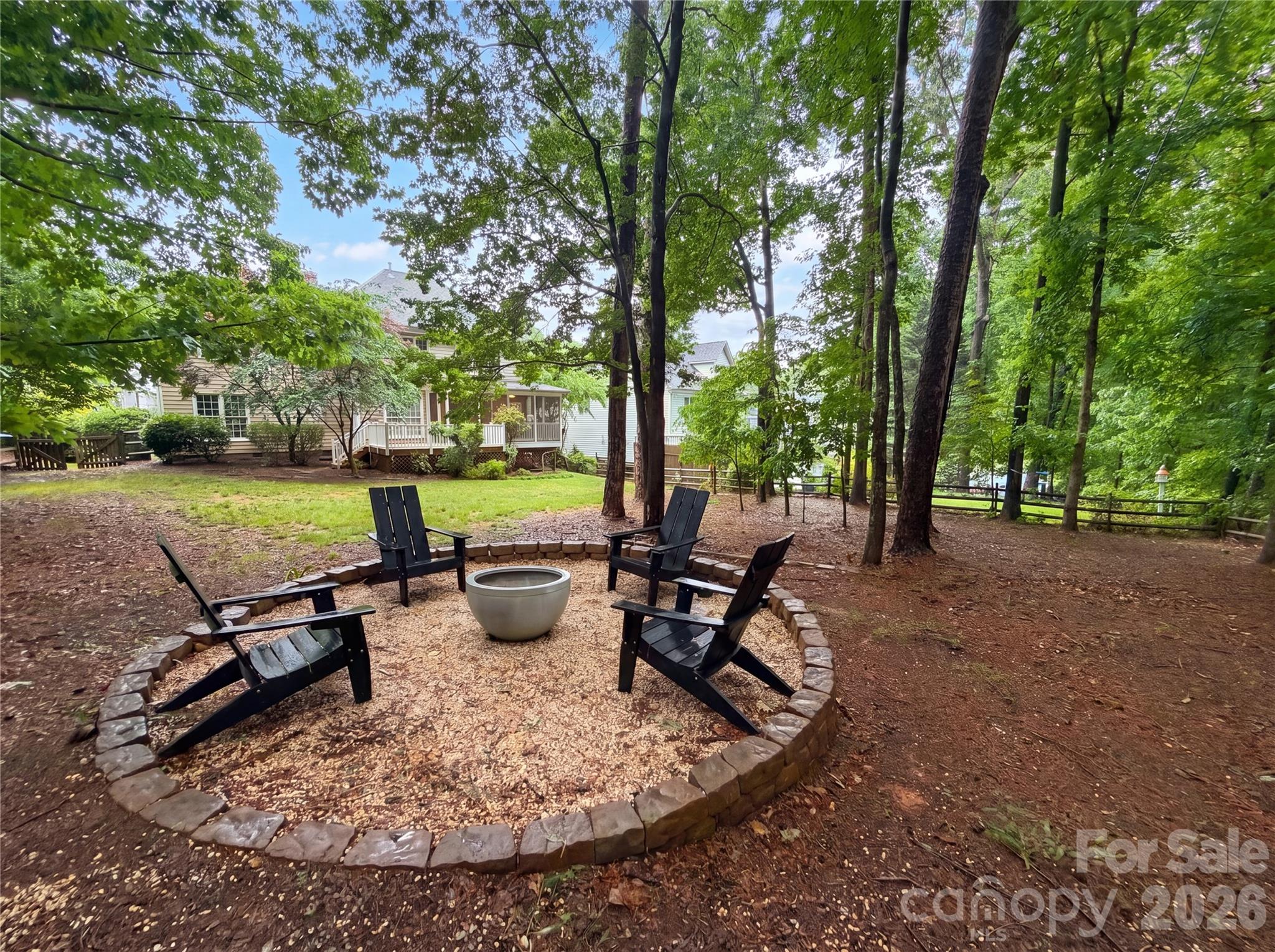 12341 Willingdon Road — Huntersville