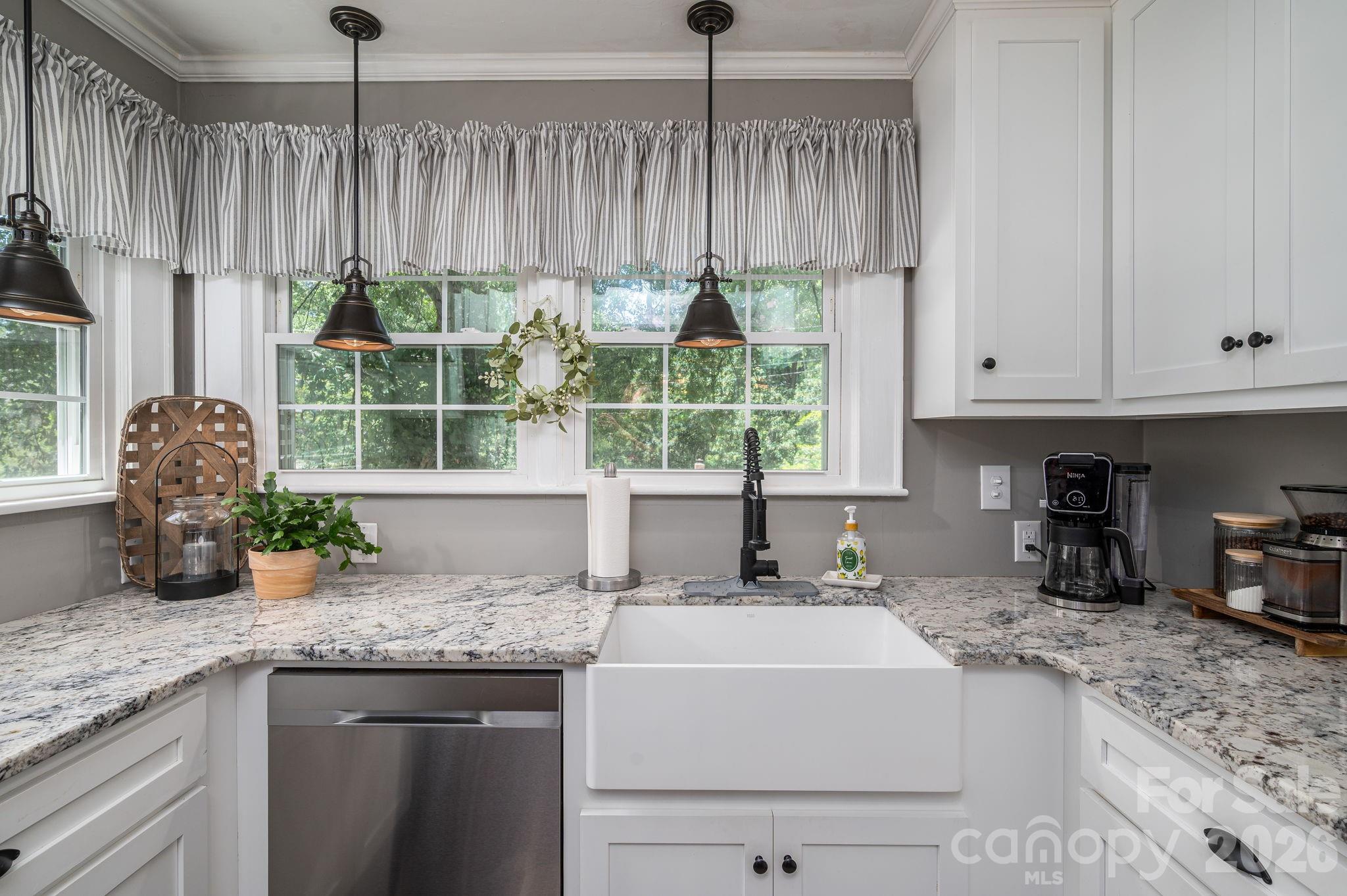 823 N Laurel Street — Lincolnton