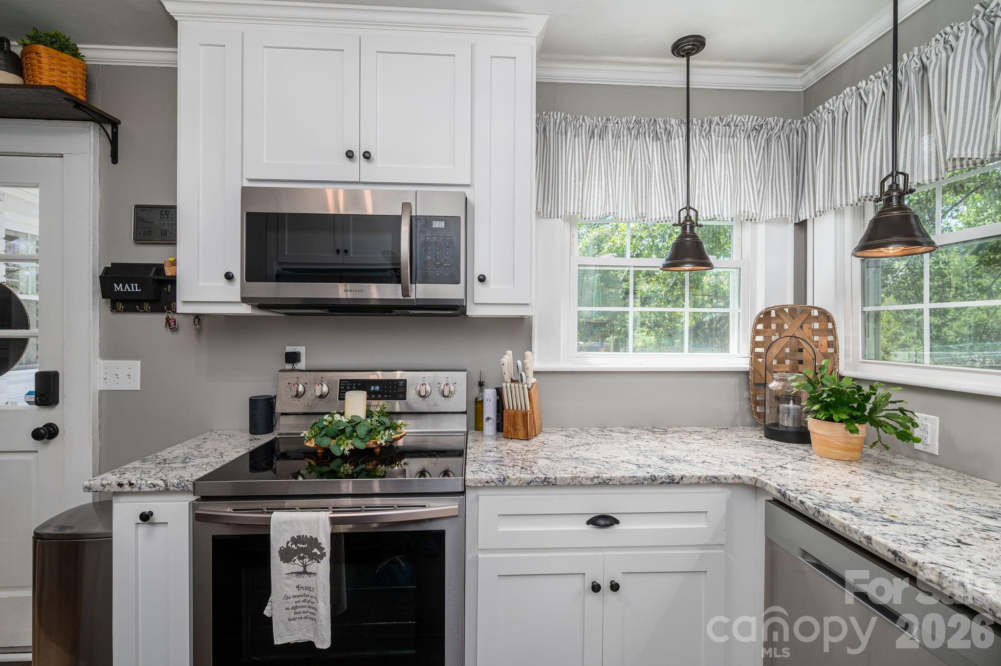 823 N Laurel Street — Lincolnton