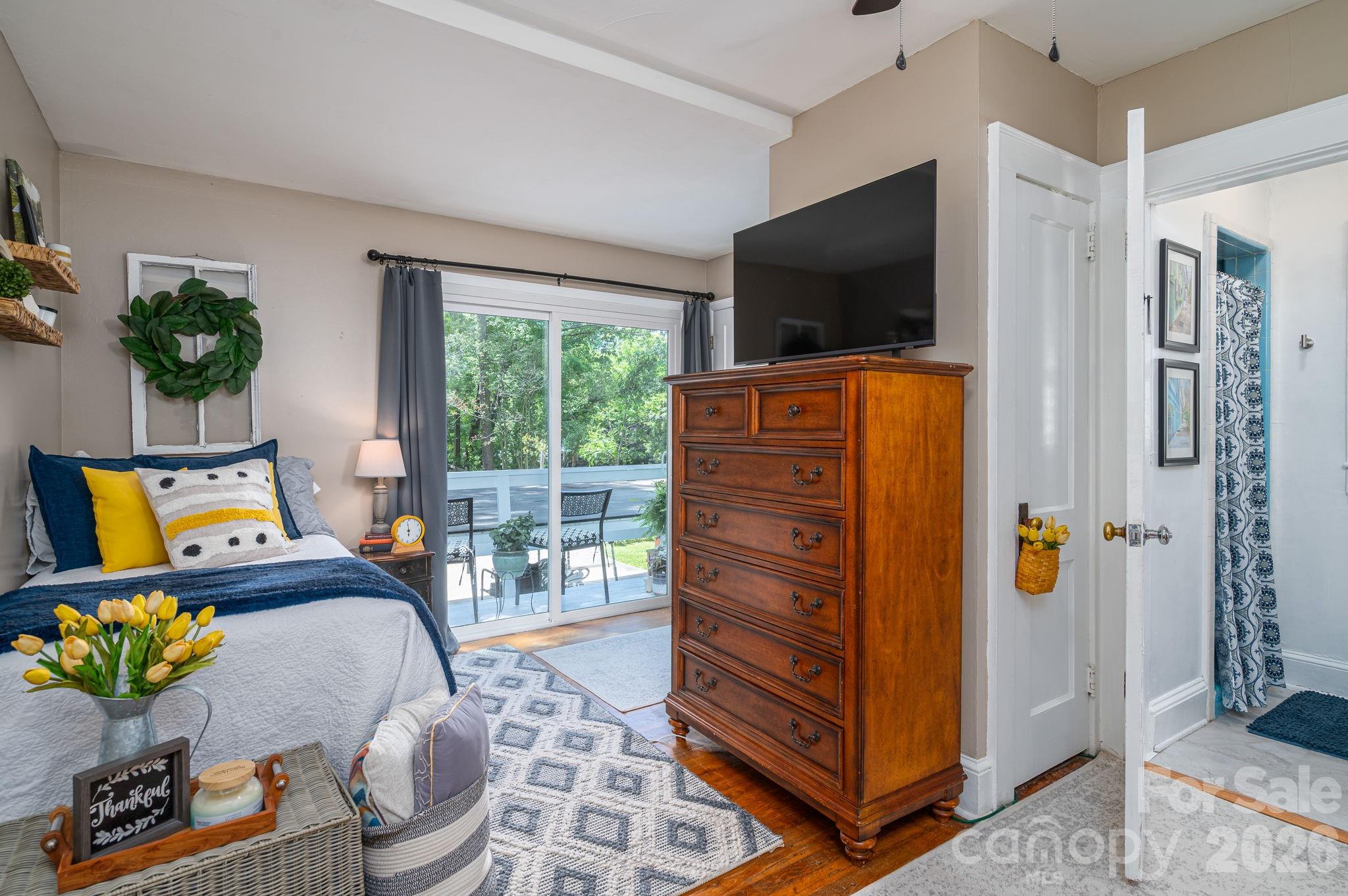 823 N Laurel Street — Lincolnton