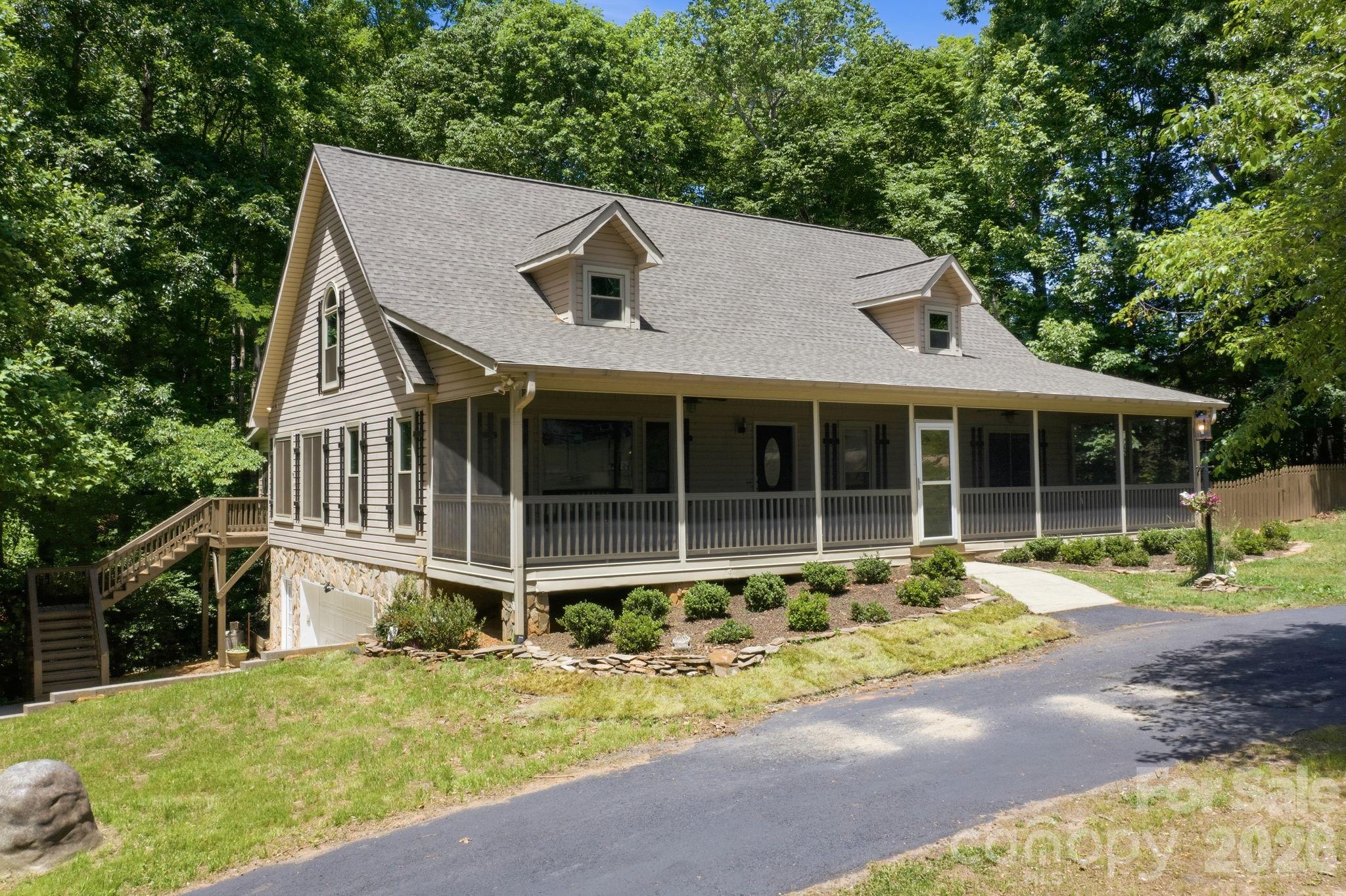 195 Azalea Road — Mooresville