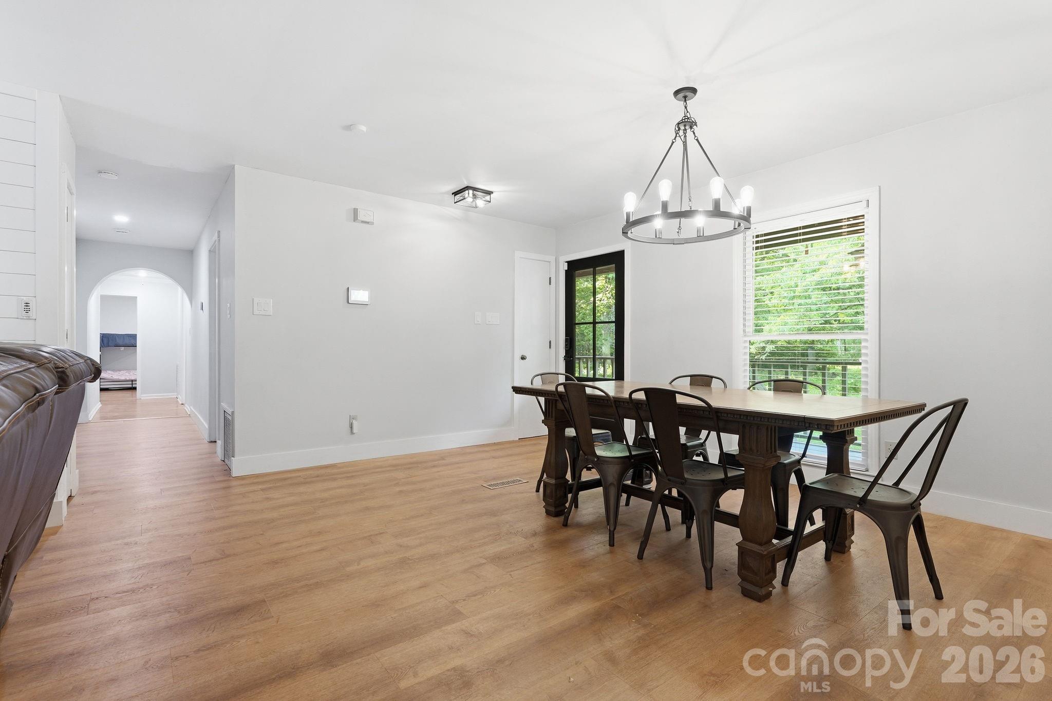 5347 Haney Road — York