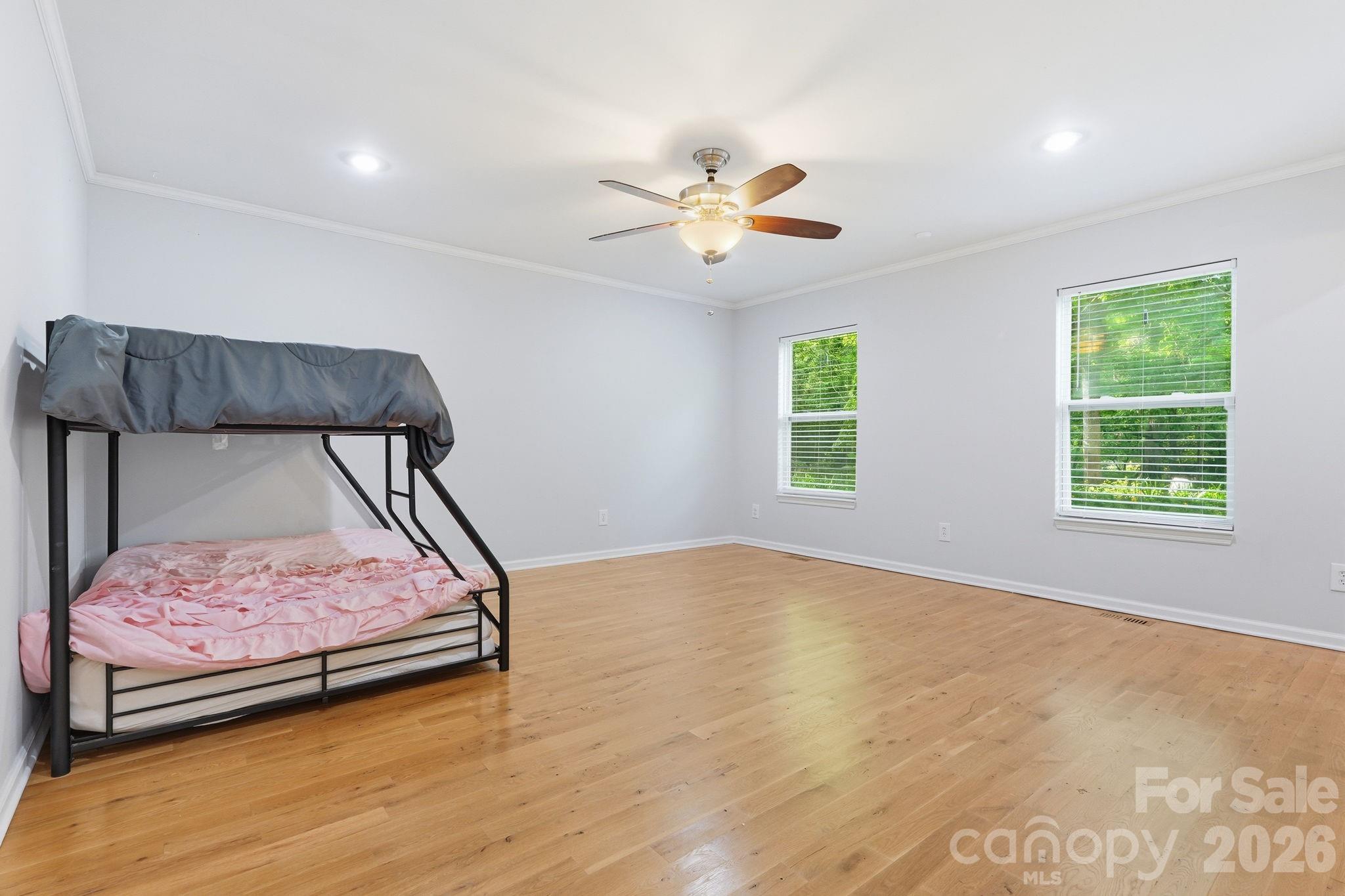 5347 Haney Road — York