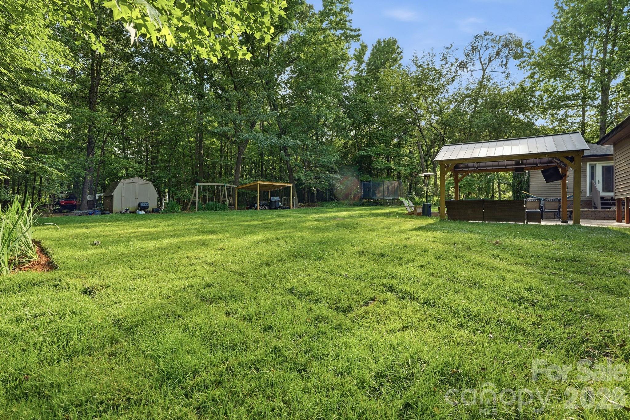 5347 Haney Road — York
