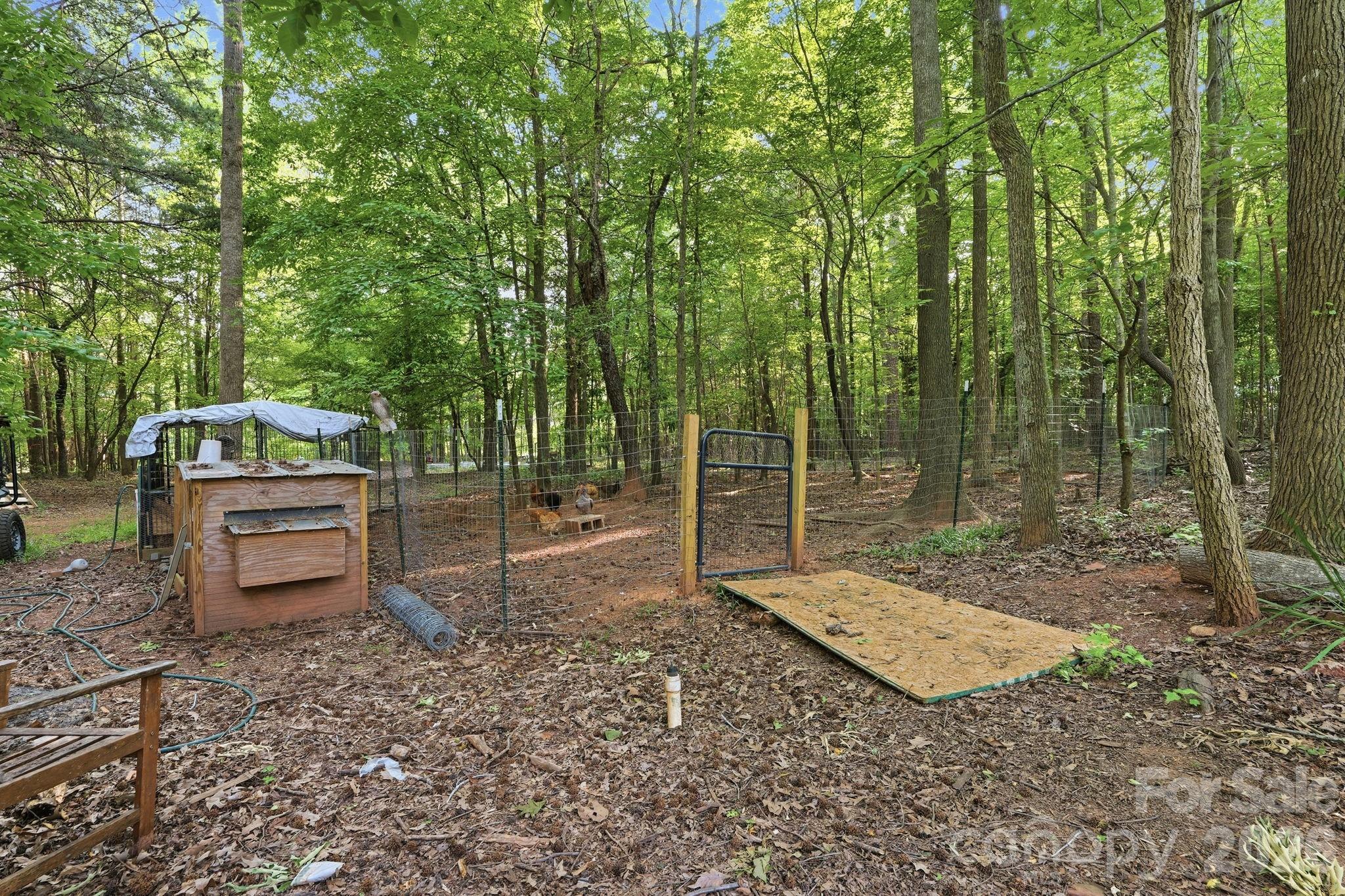 5347 Haney Road — York