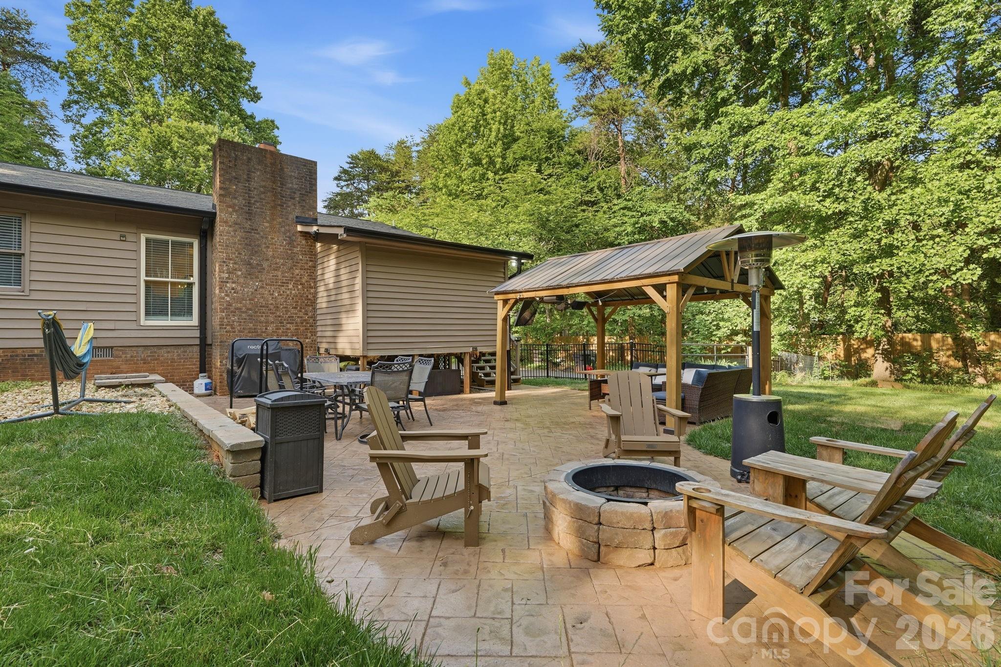 5347 Haney Road — York