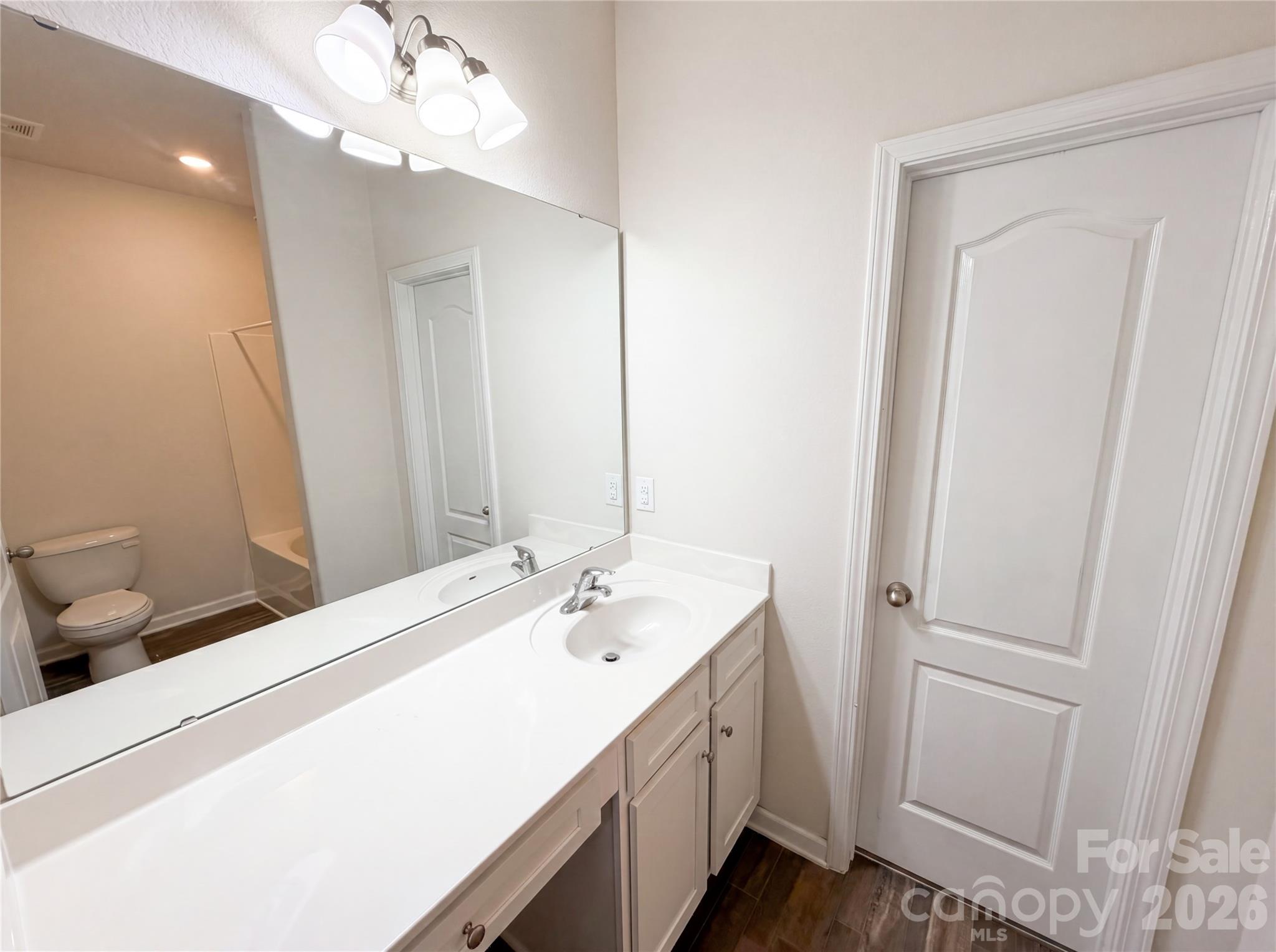 7336 Amberly Hills Road — Charlotte