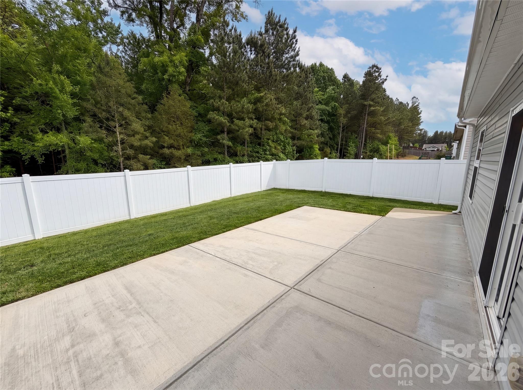 7336 Amberly Hills Road — Charlotte