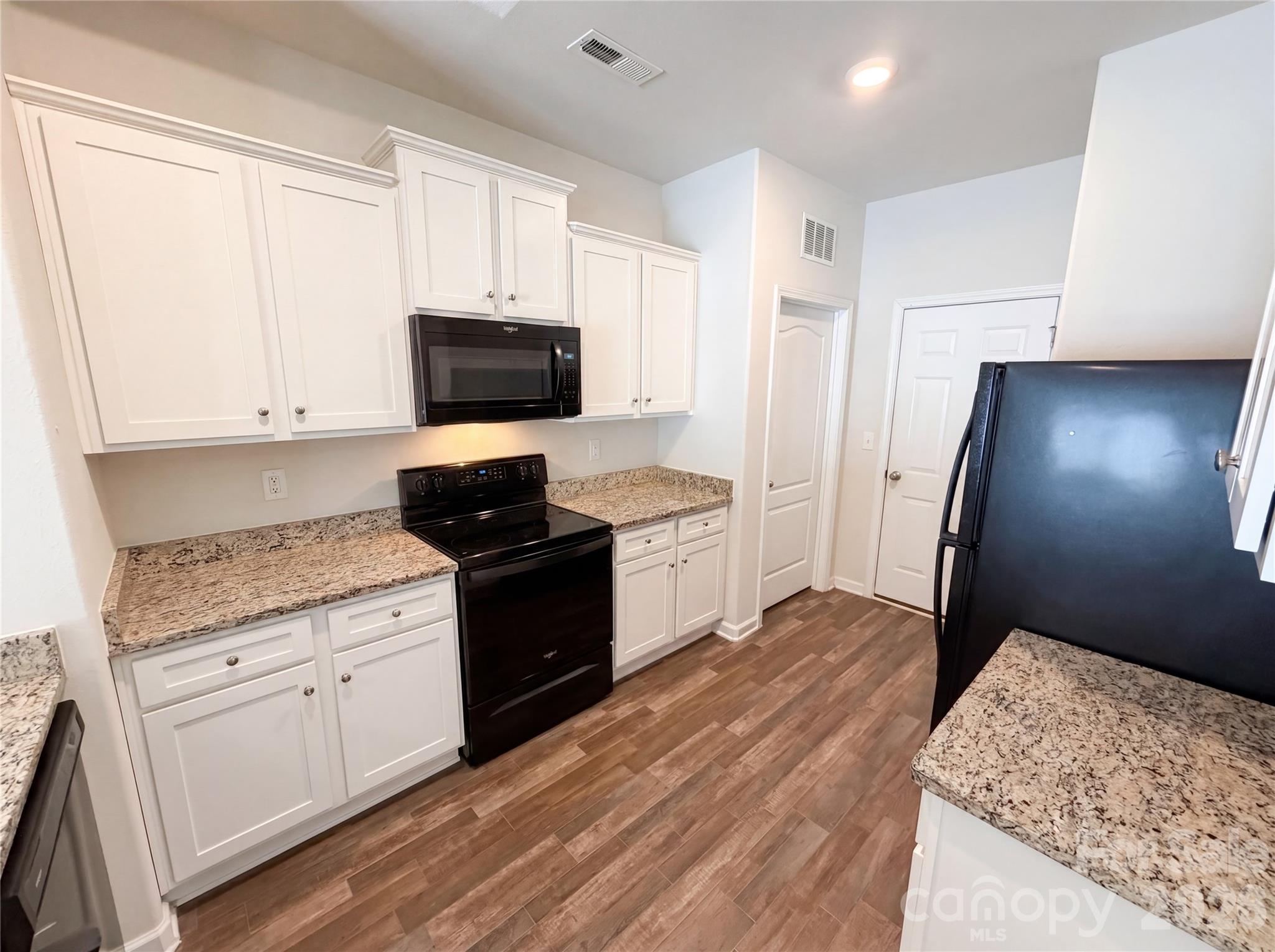 7336 Amberly Hills Road — Charlotte