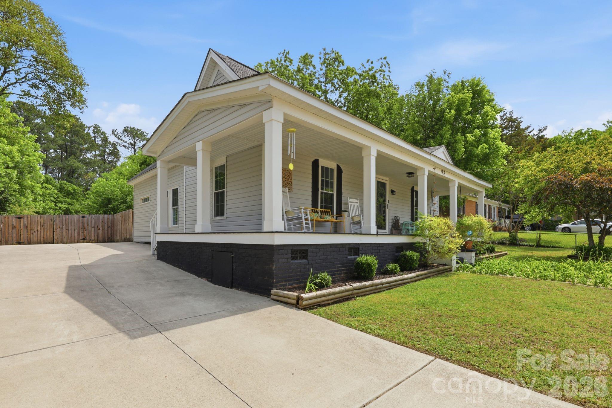 92 NW Meadow Avenue NE — Concord