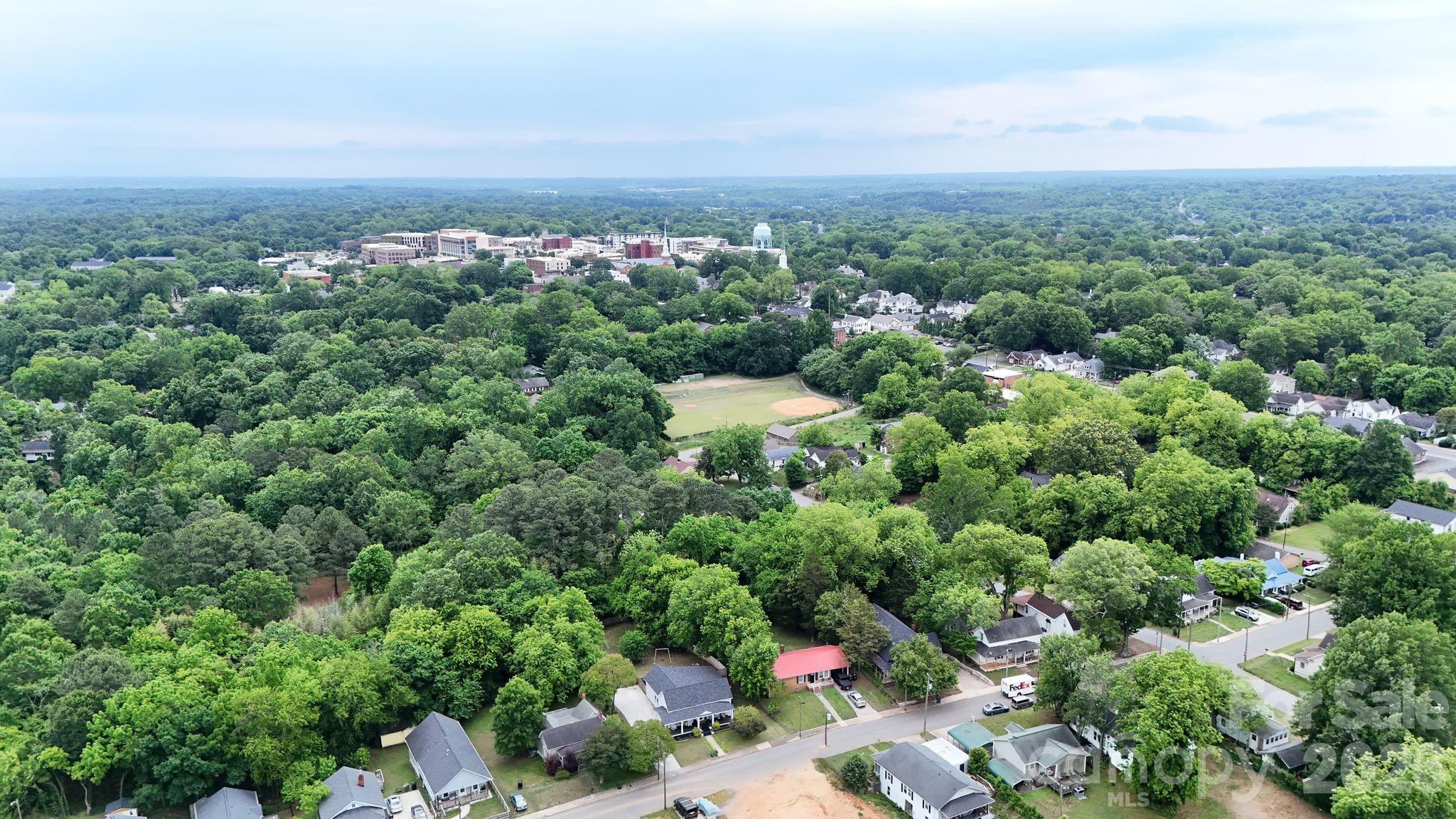 92 NW Meadow Avenue NE — Concord