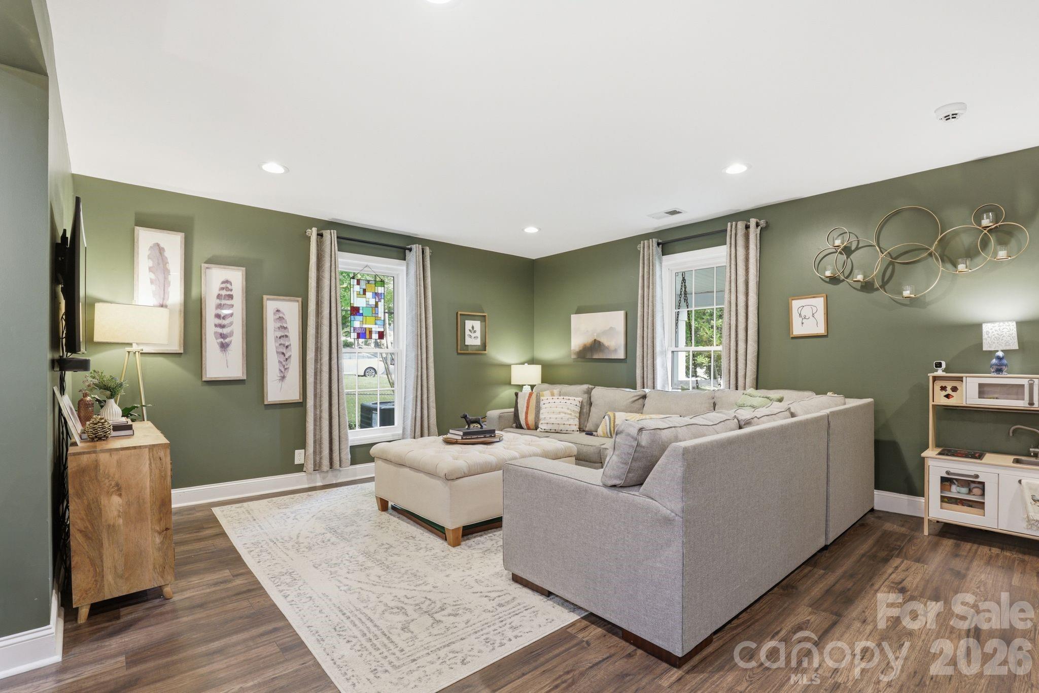 92 NW Meadow Avenue NE — Concord