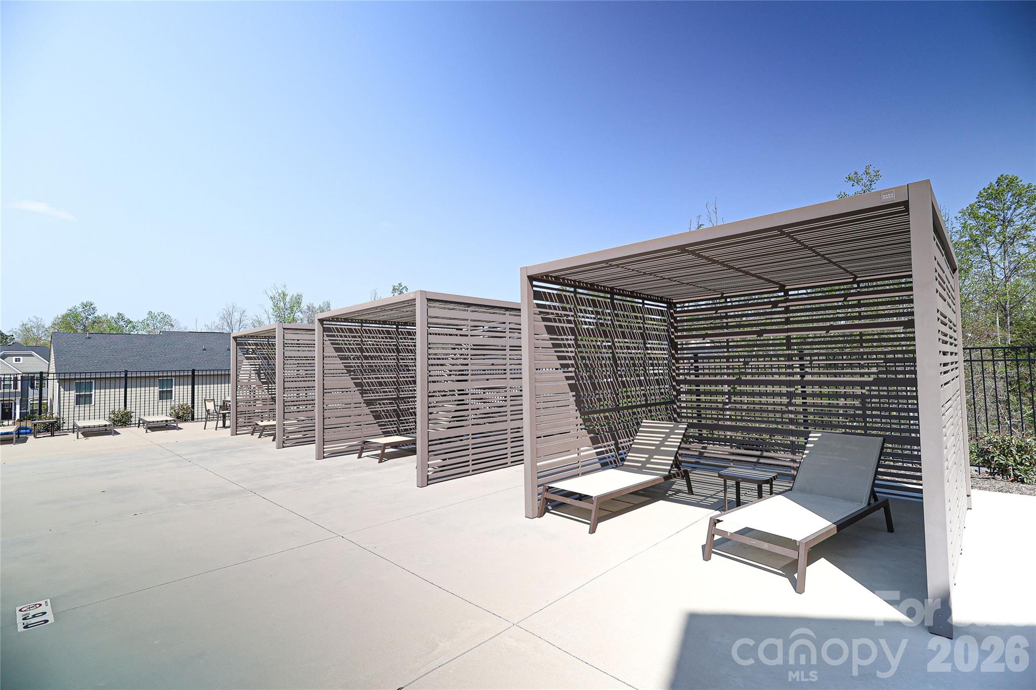 5003 Twin River Drive — Denver