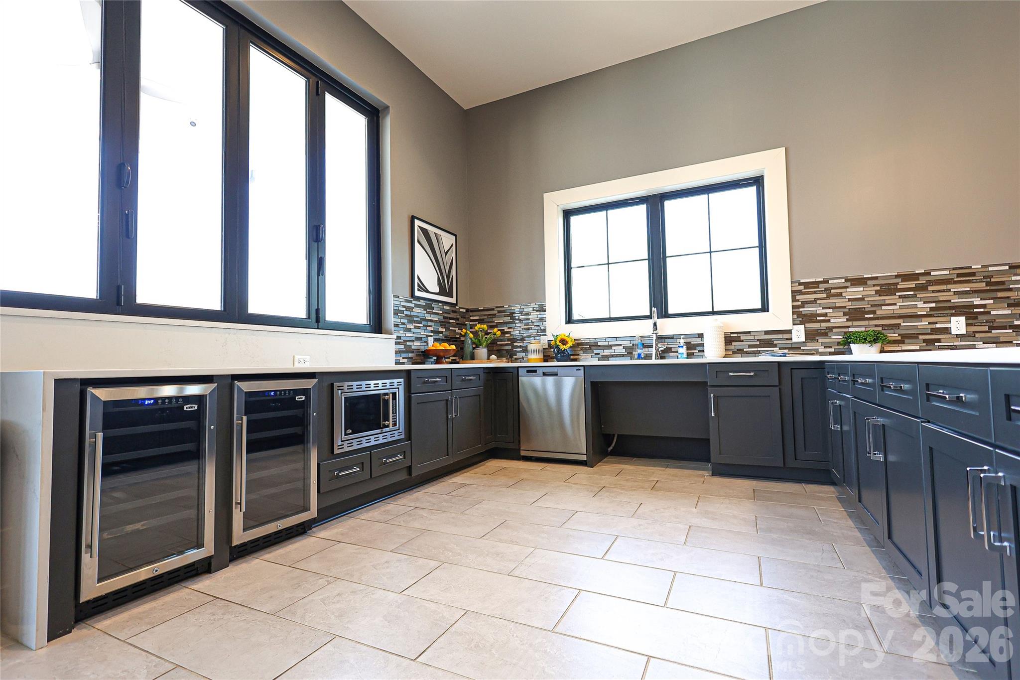 5003 Twin River Drive — Denver
