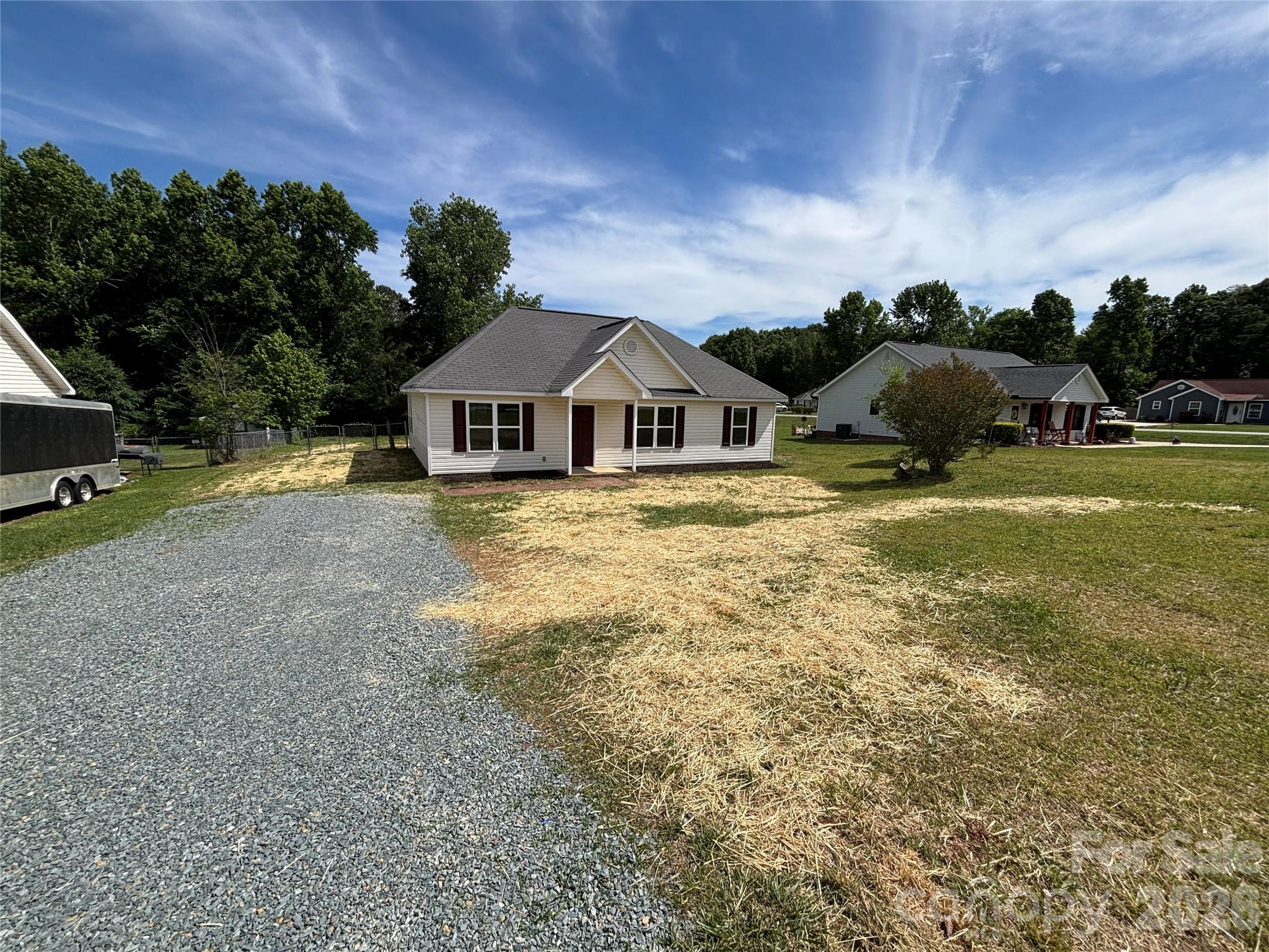 1002 Crescent Way — Wingate