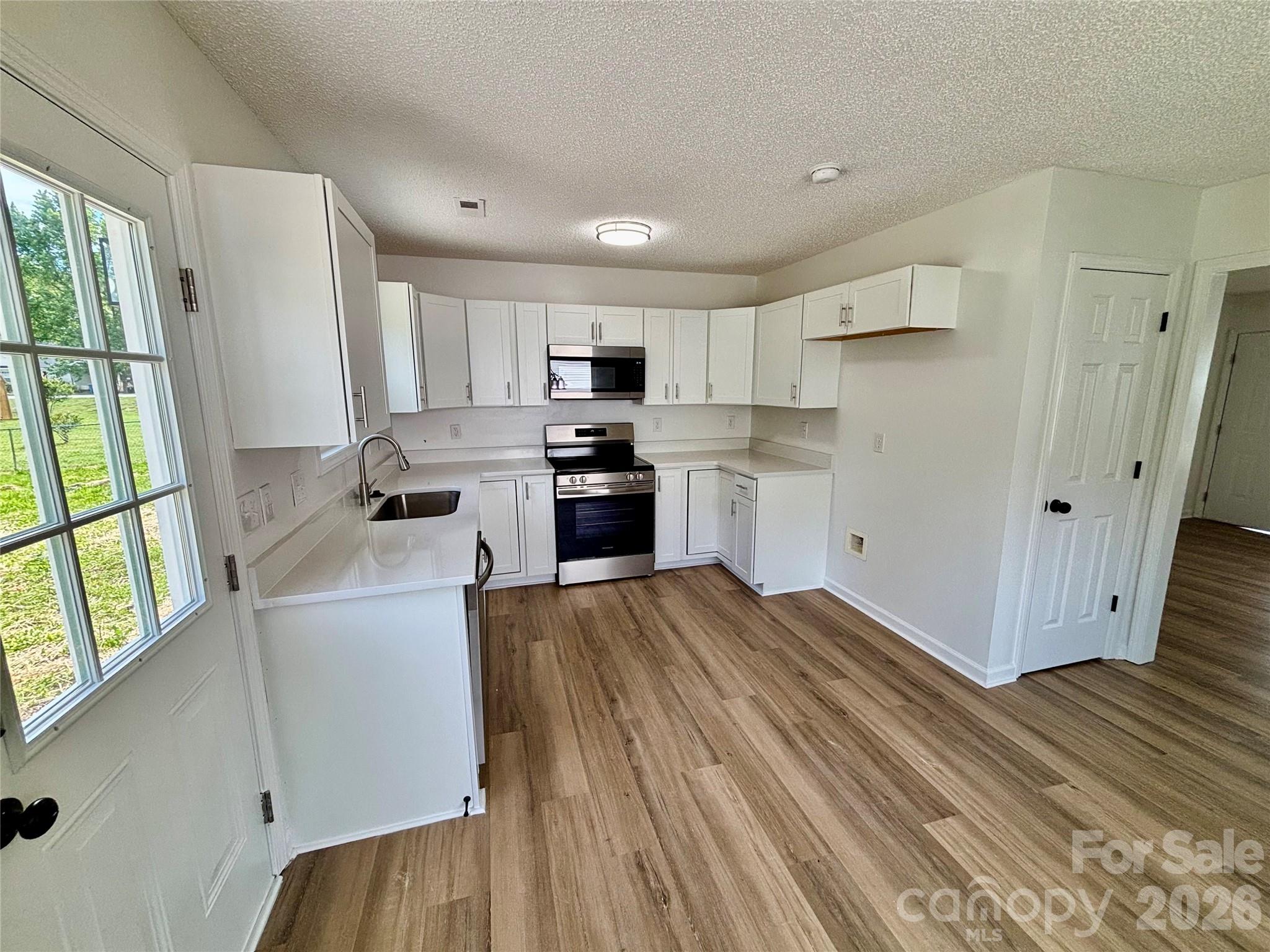 1002 Crescent Way — Wingate