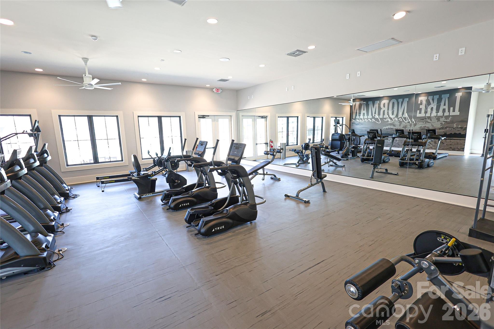 4999 Twin River Drive — Denver