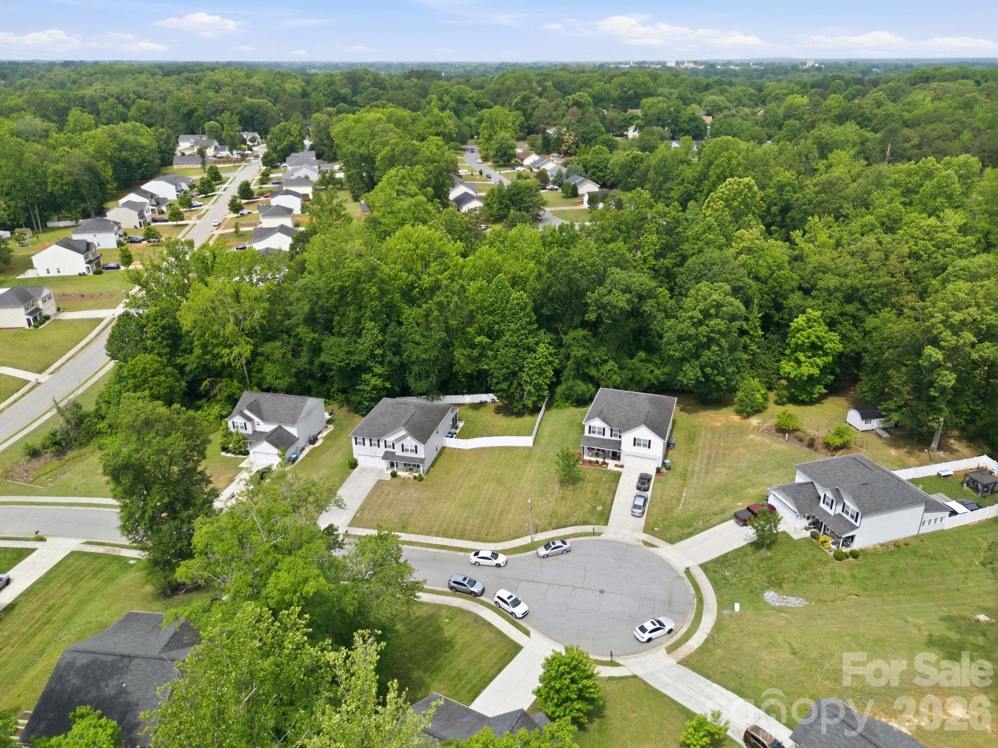 310 Askin Lane — Salisbury