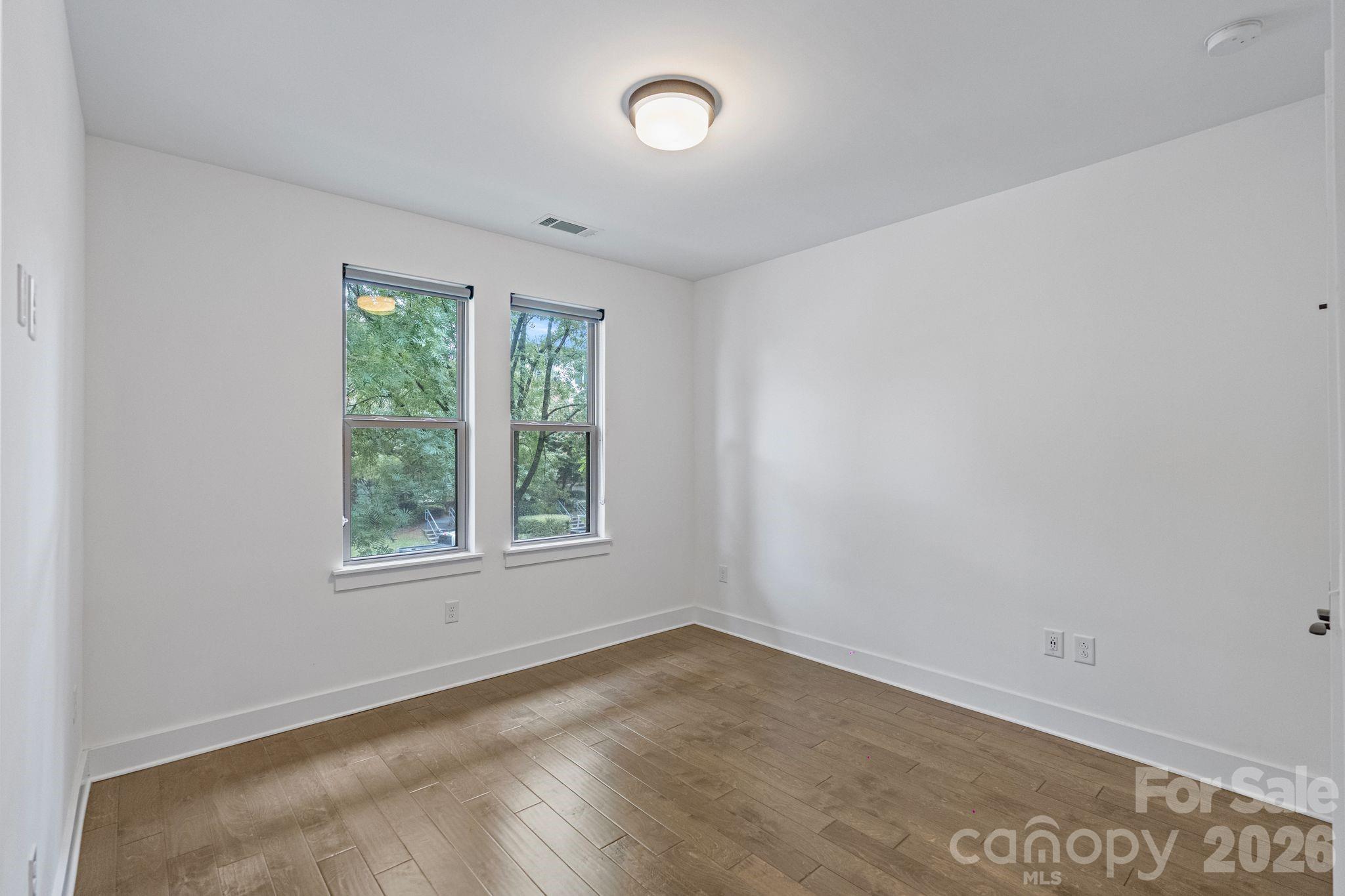 1500 Kenilworth Avenue — Charlotte