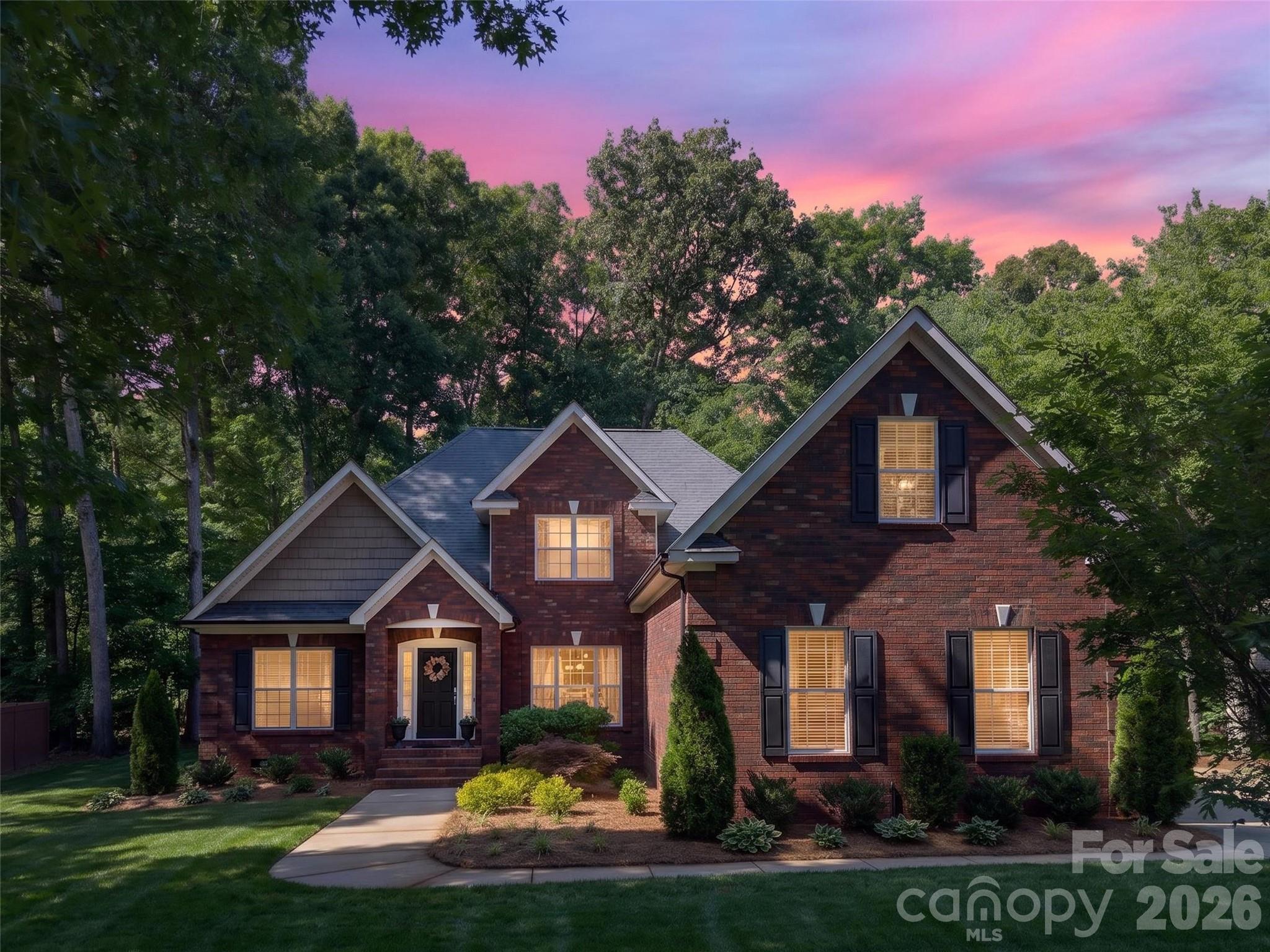 3507 Savannah Way — Monroe