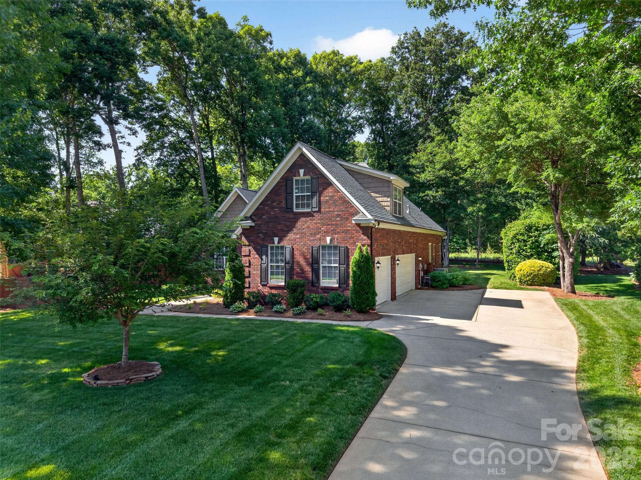 3507 Savannah Way — Monroe