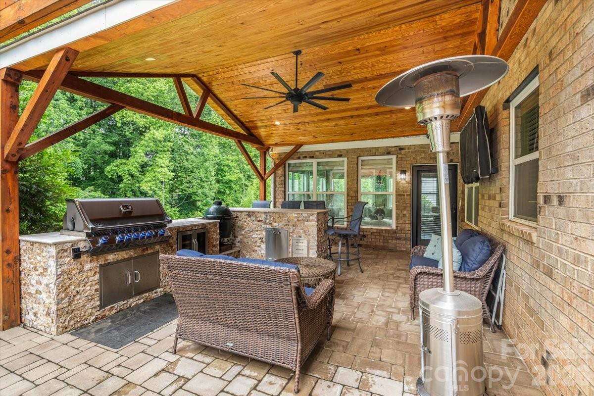 8817 Auburn Whisper Lane — Mint Hill