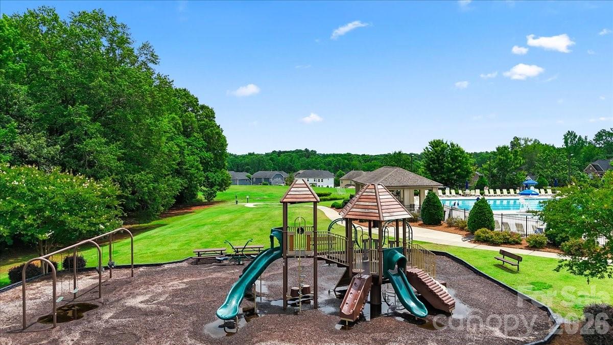 8817 Auburn Whisper Lane — Mint Hill