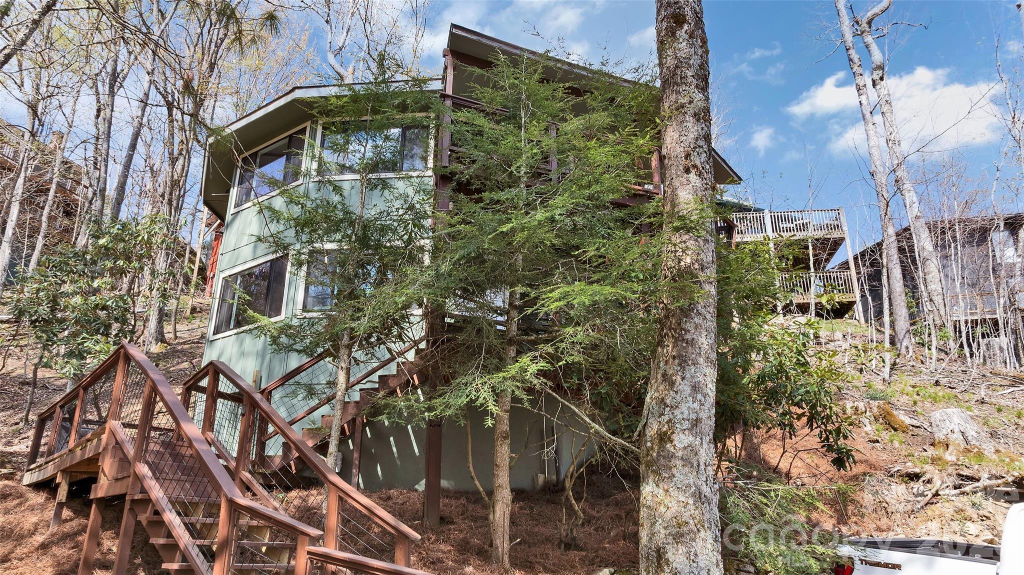 109 Beechwood Lane — Beech Mountain