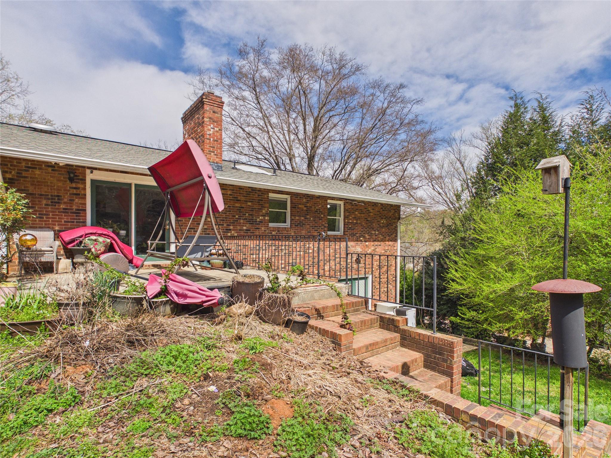 119 Creekside Drive — Morganton