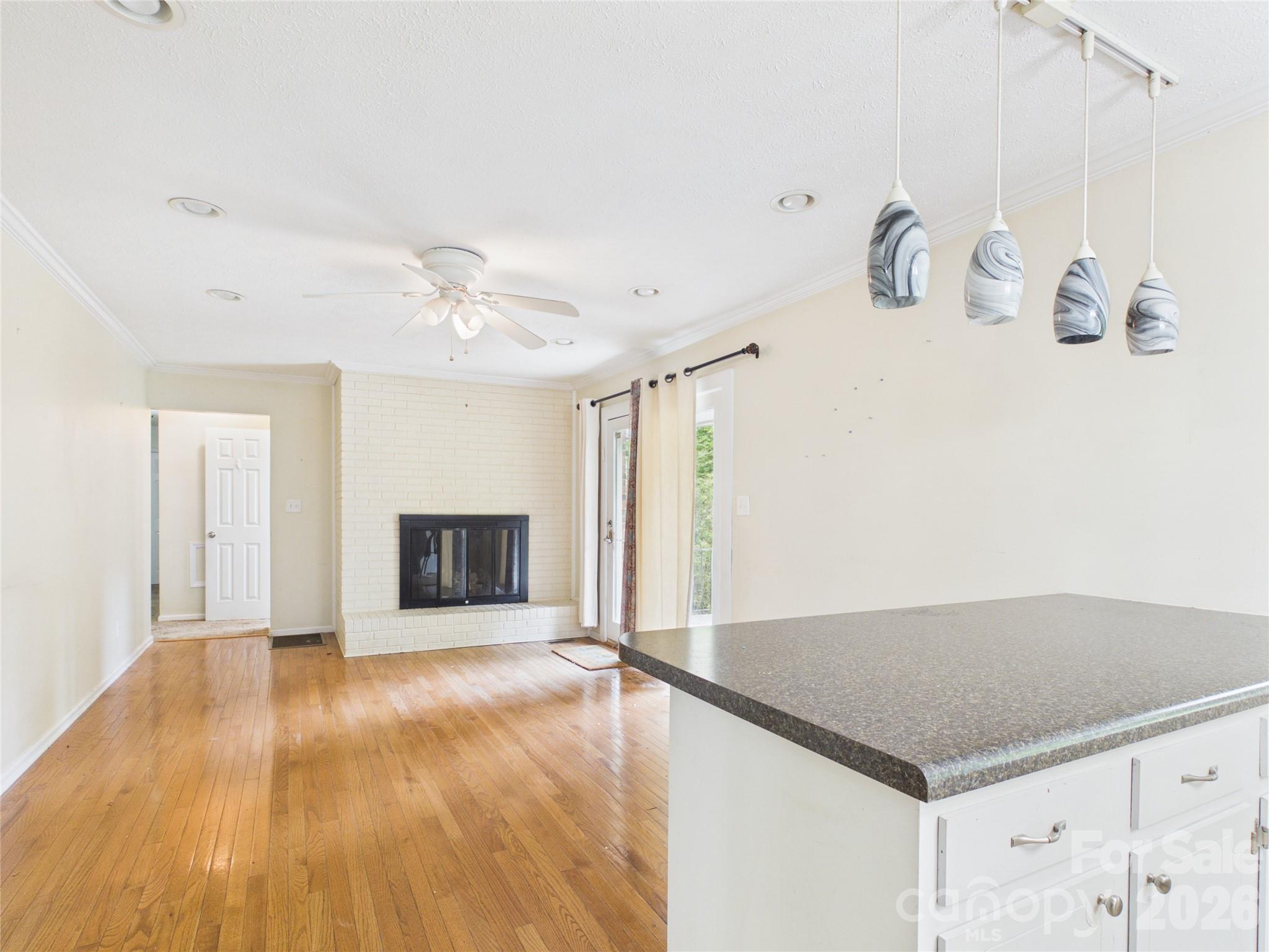 119 Creekside Drive — Morganton