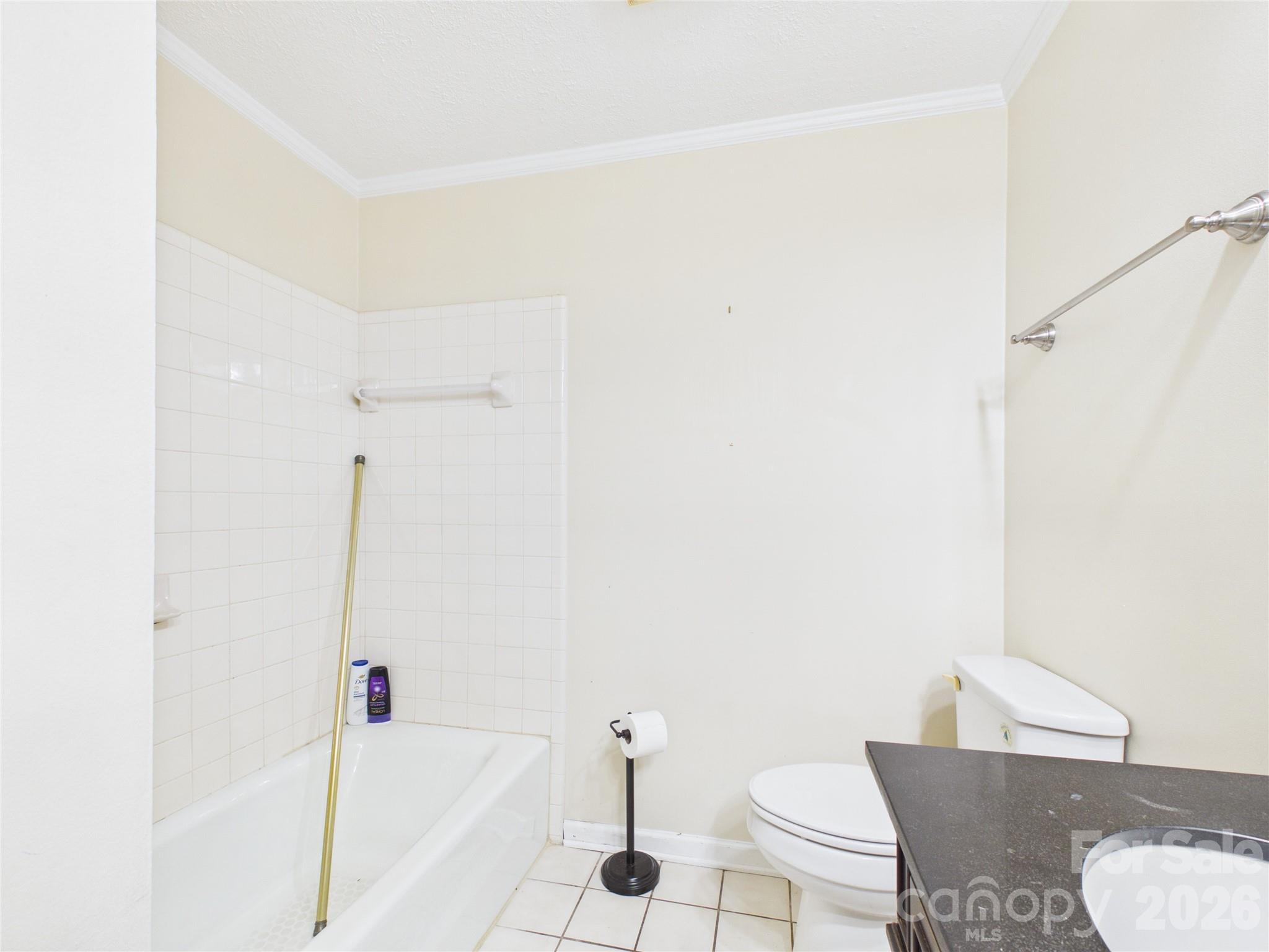 119 Creekside Drive — Morganton
