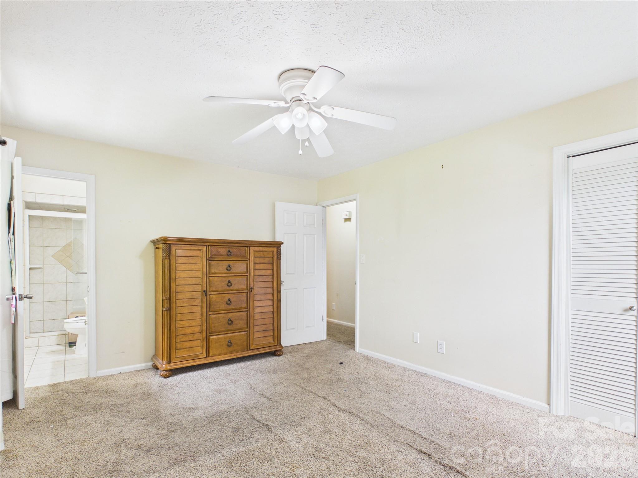 119 Creekside Drive — Morganton