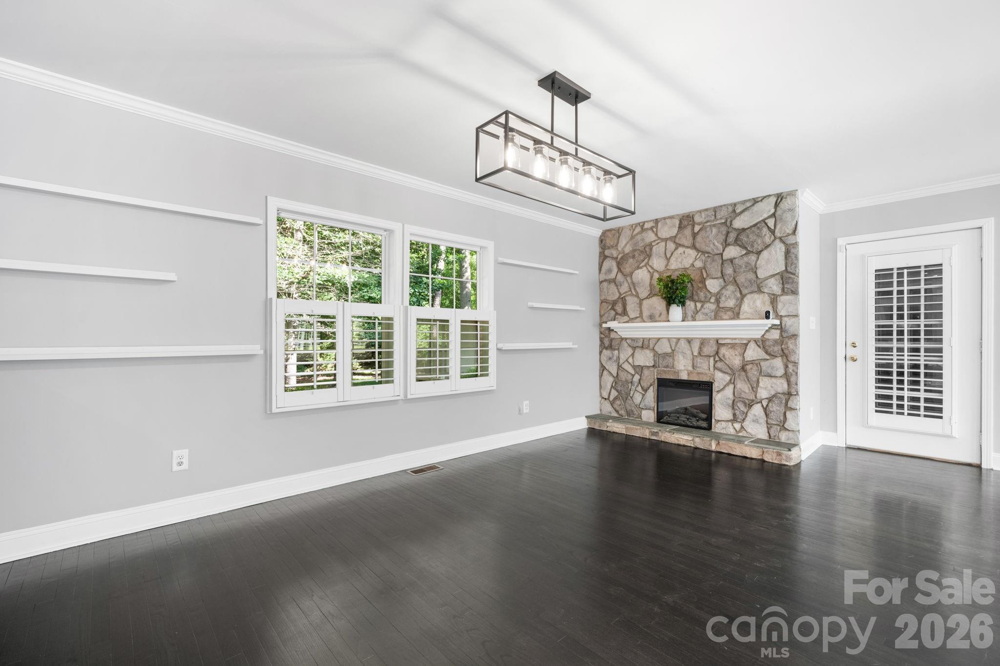 14214 Honeysuckle Ridge Drive — Matthews