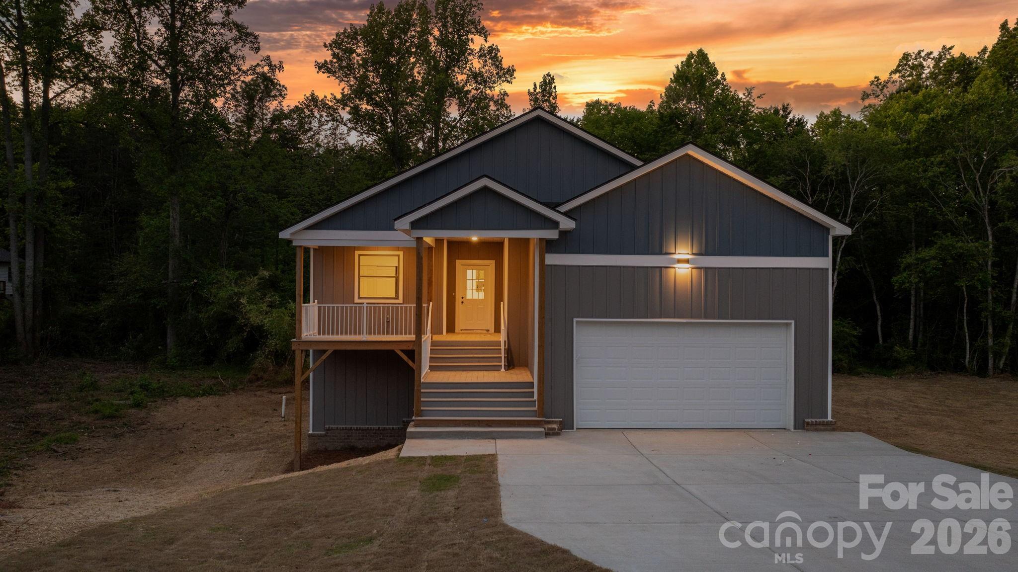 41 Tennyson Drive — Taylorsville