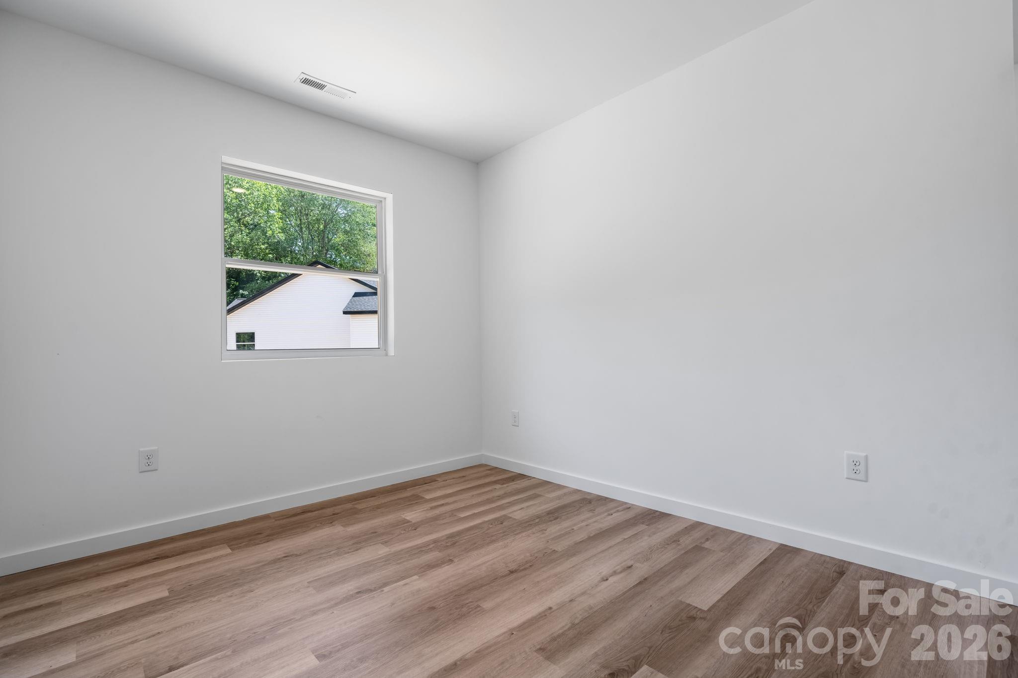 41 Tennyson Drive — Taylorsville