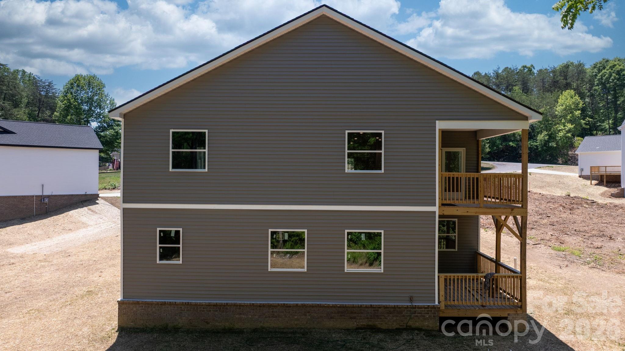 41 Tennyson Drive — Taylorsville