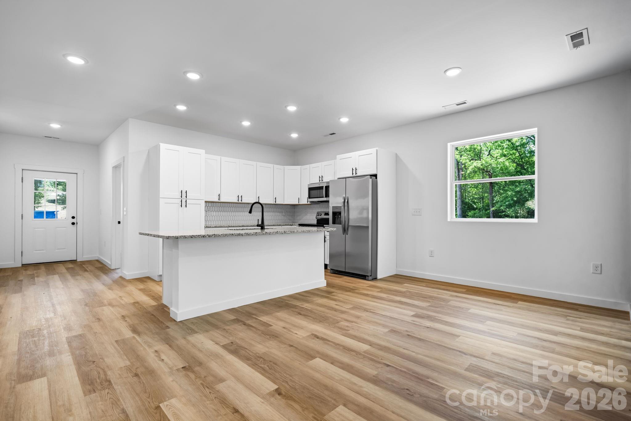 41 Tennyson Drive — Taylorsville