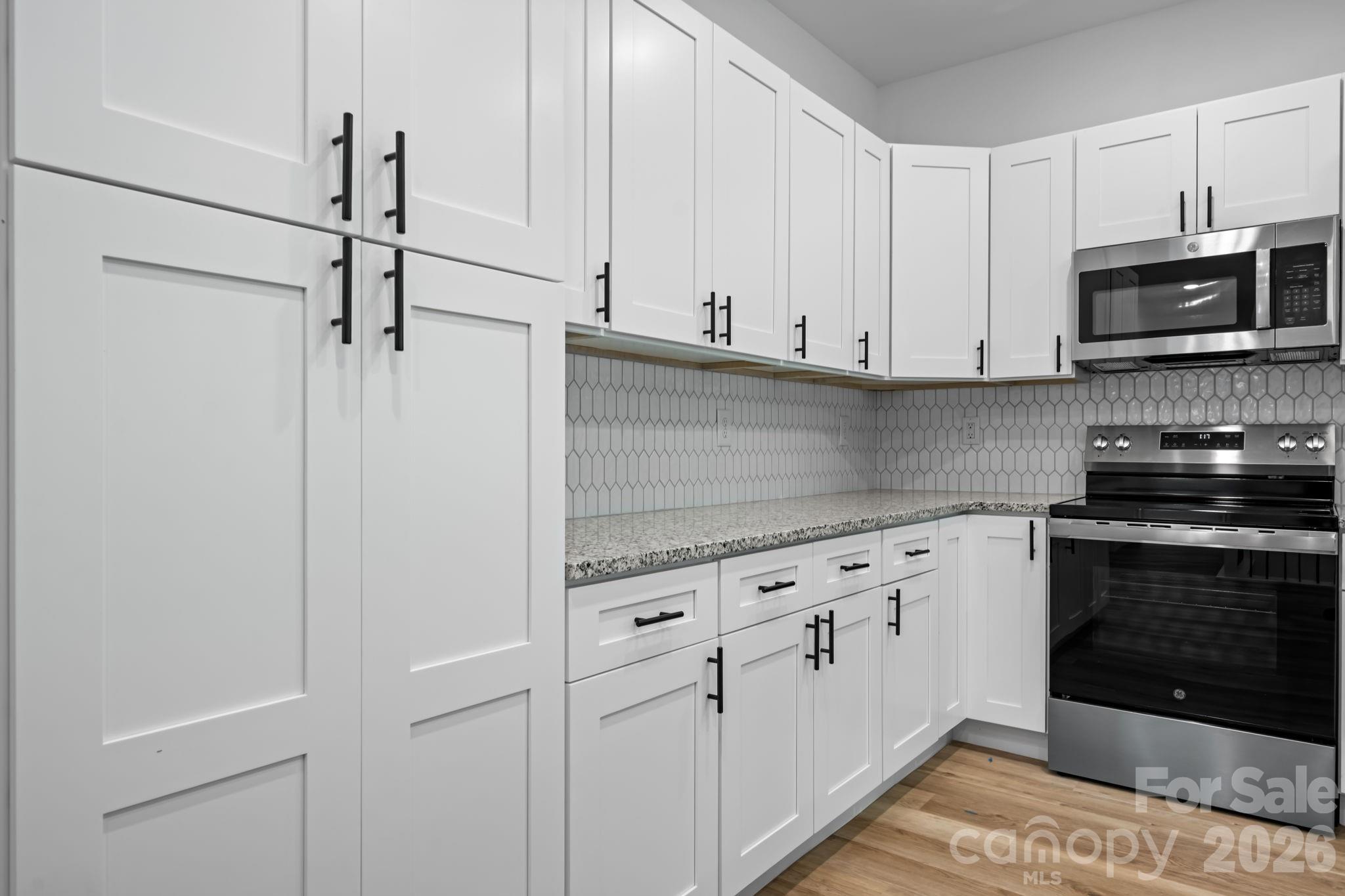41 Tennyson Drive — Taylorsville