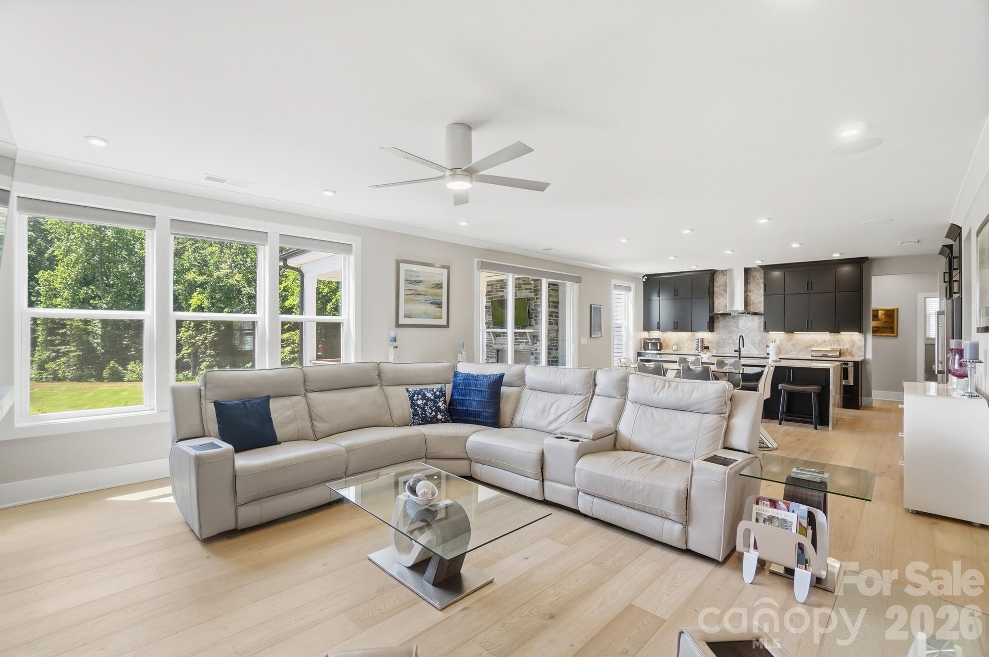 5225 Glenwalk Drive — Charlotte