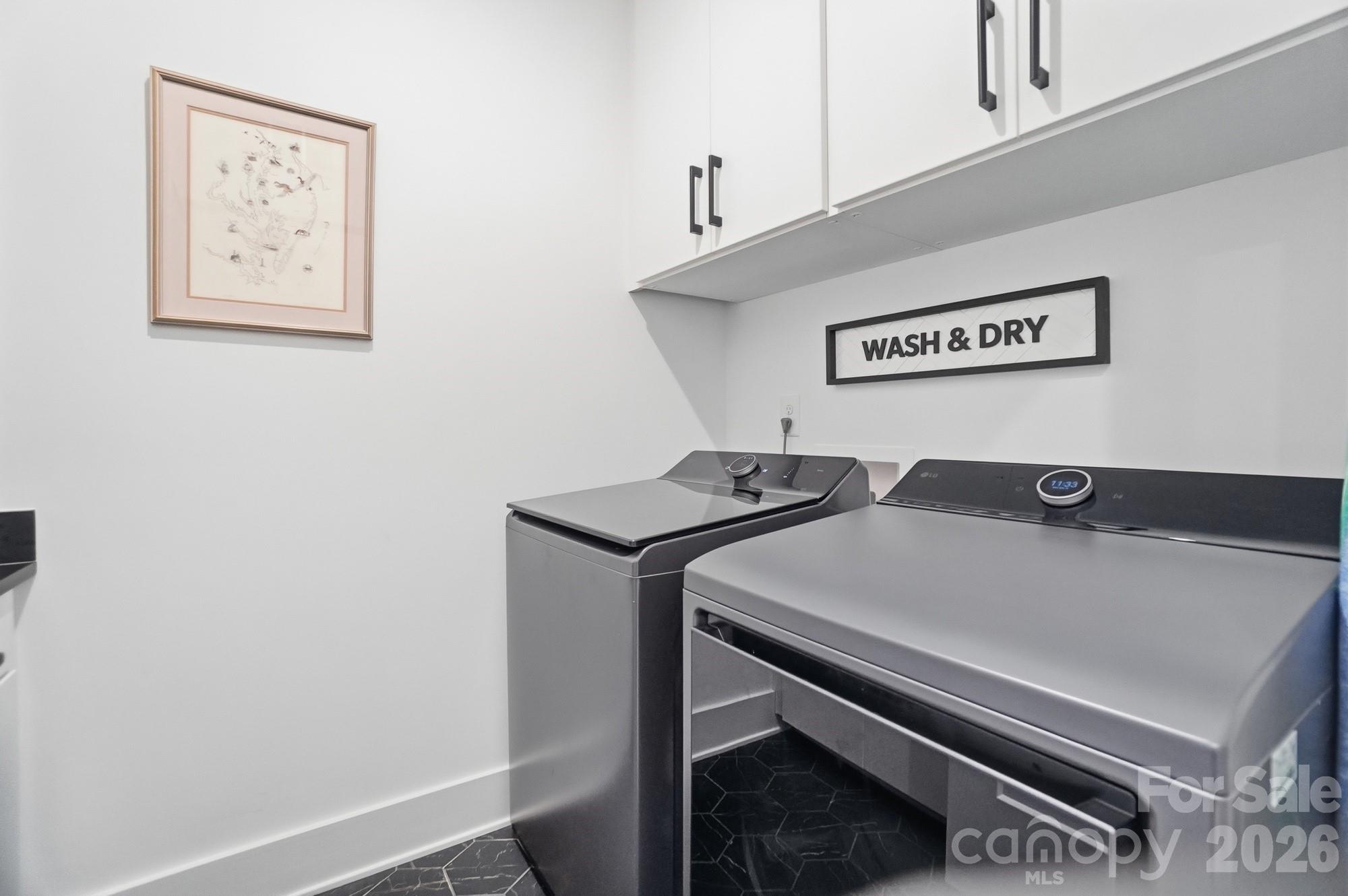 5225 Glenwalk Drive — Charlotte
