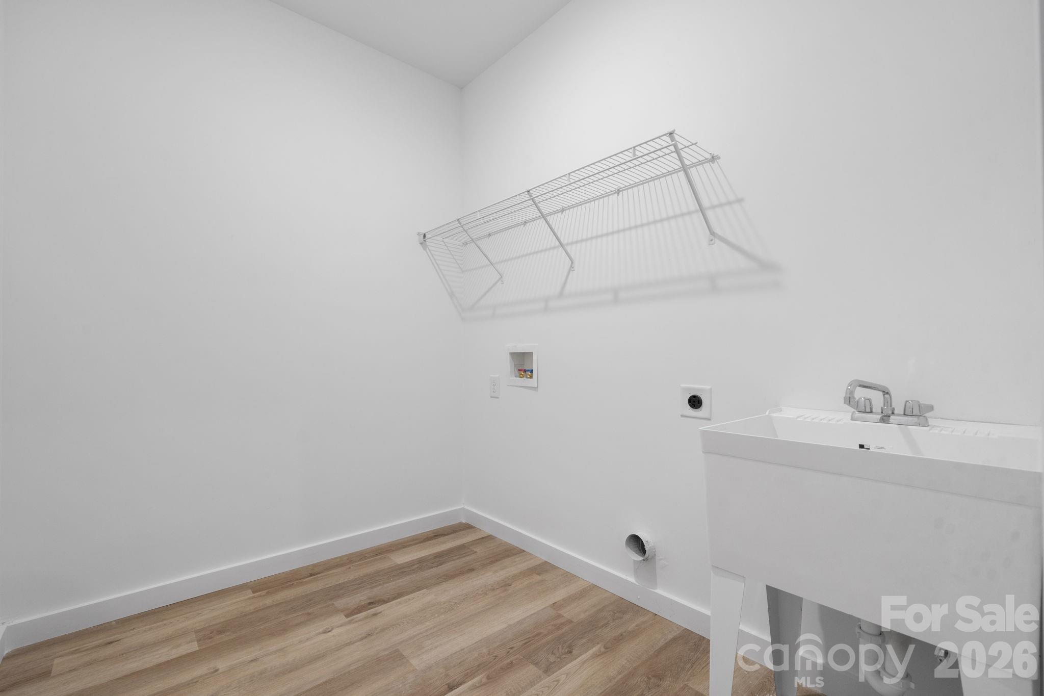 47 Tennyson Drive — Taylorsville